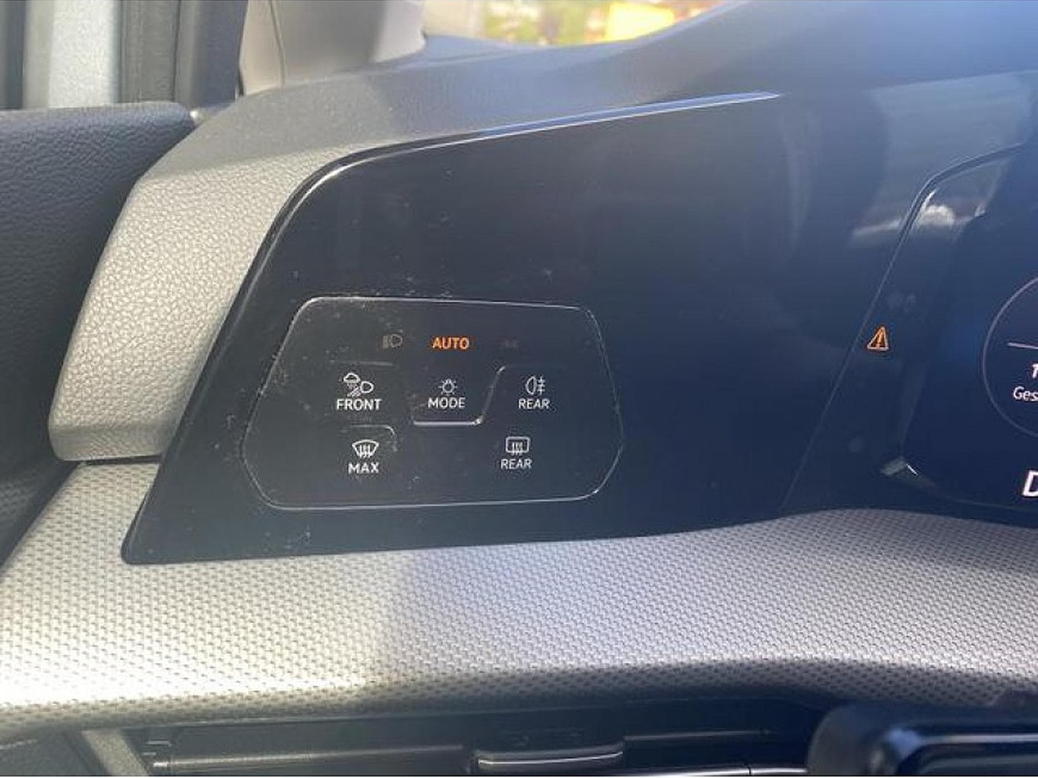 VW Golf (2025) - Photo 13