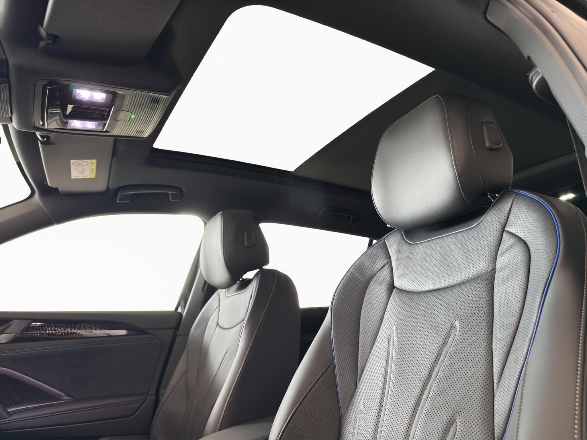 VW Tayron R-LINE (2025) - Photo 15