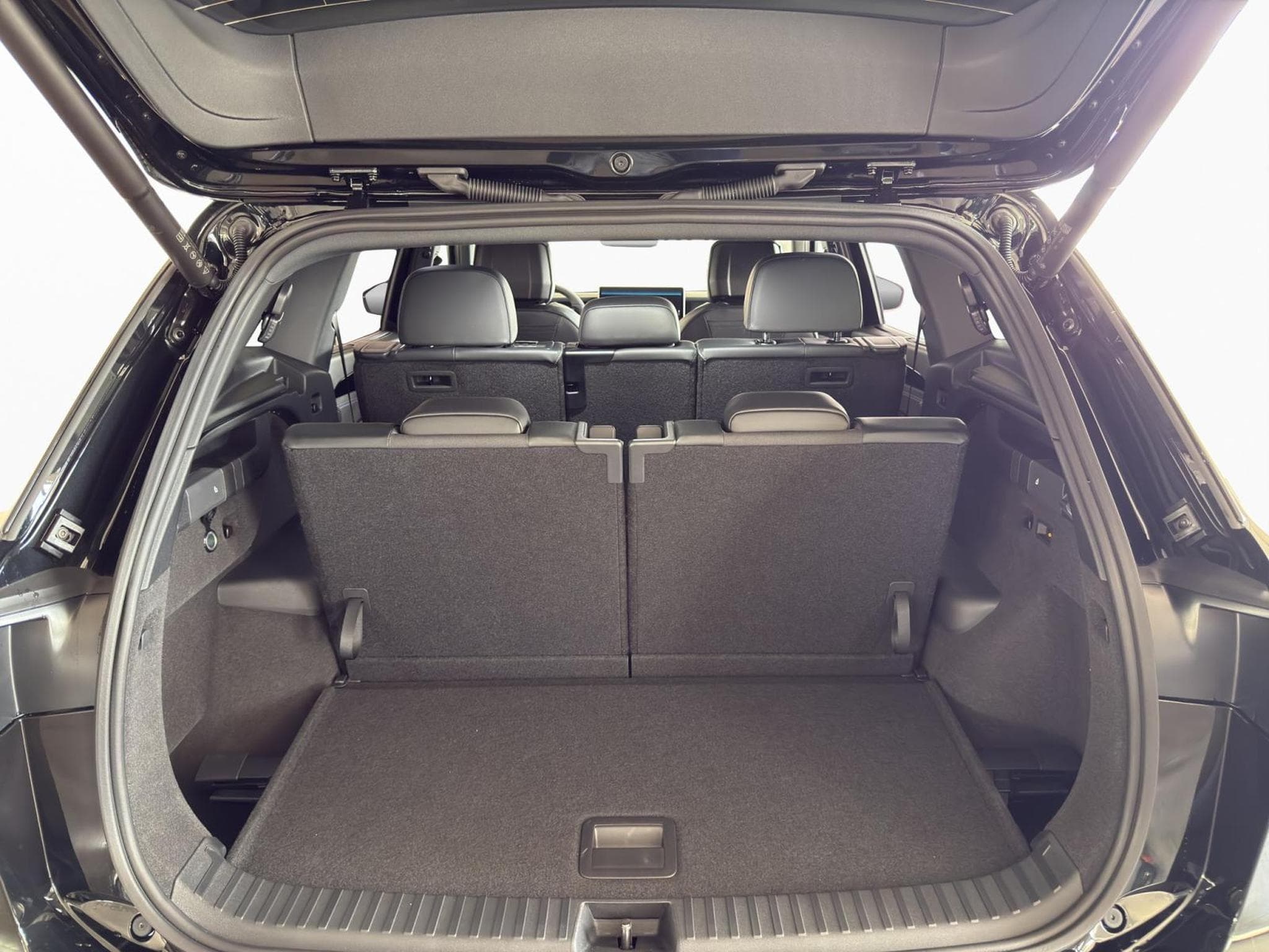 VW Tayron R-LINE (2025) - Photo 17