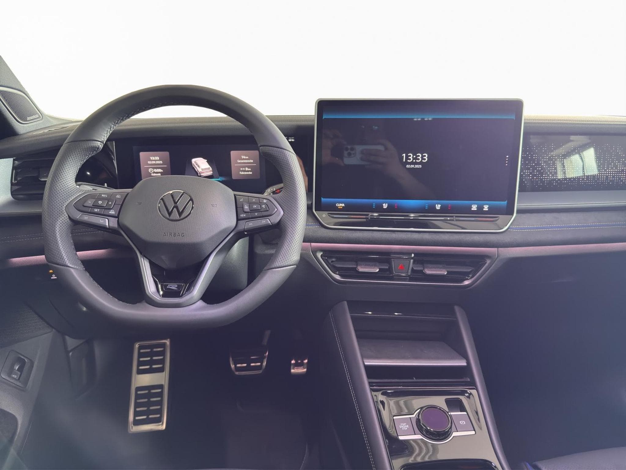 VW Tayron R-LINE (2025) - Photo 2