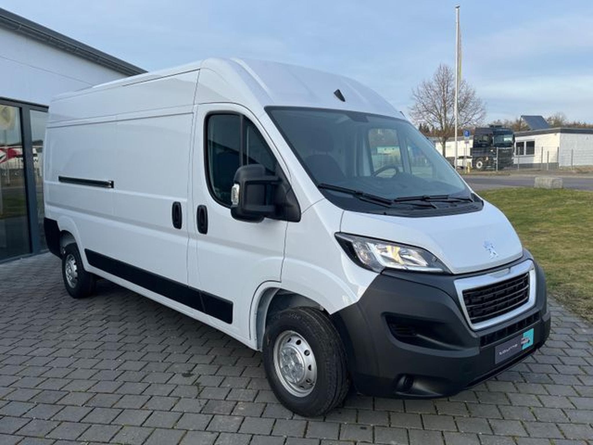 Peugeot Boxer Boxer Comfort , 335 , L3H2 , 2.2l Diesel , 165PS (2024) - Photo 1