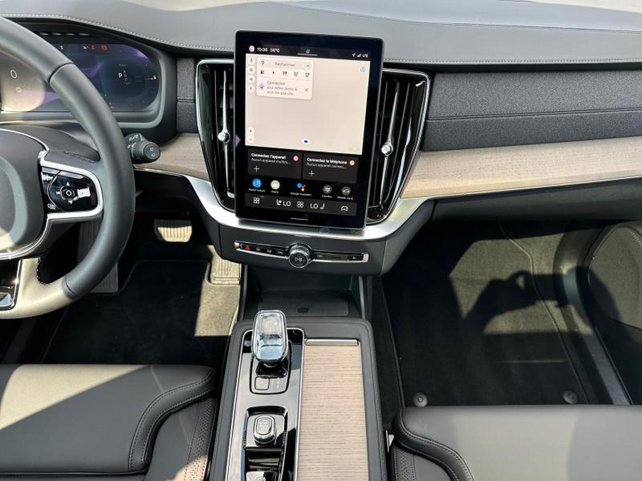 Volvo XC90 T8 Plus Dark / Hybride (2025) - Foto 11