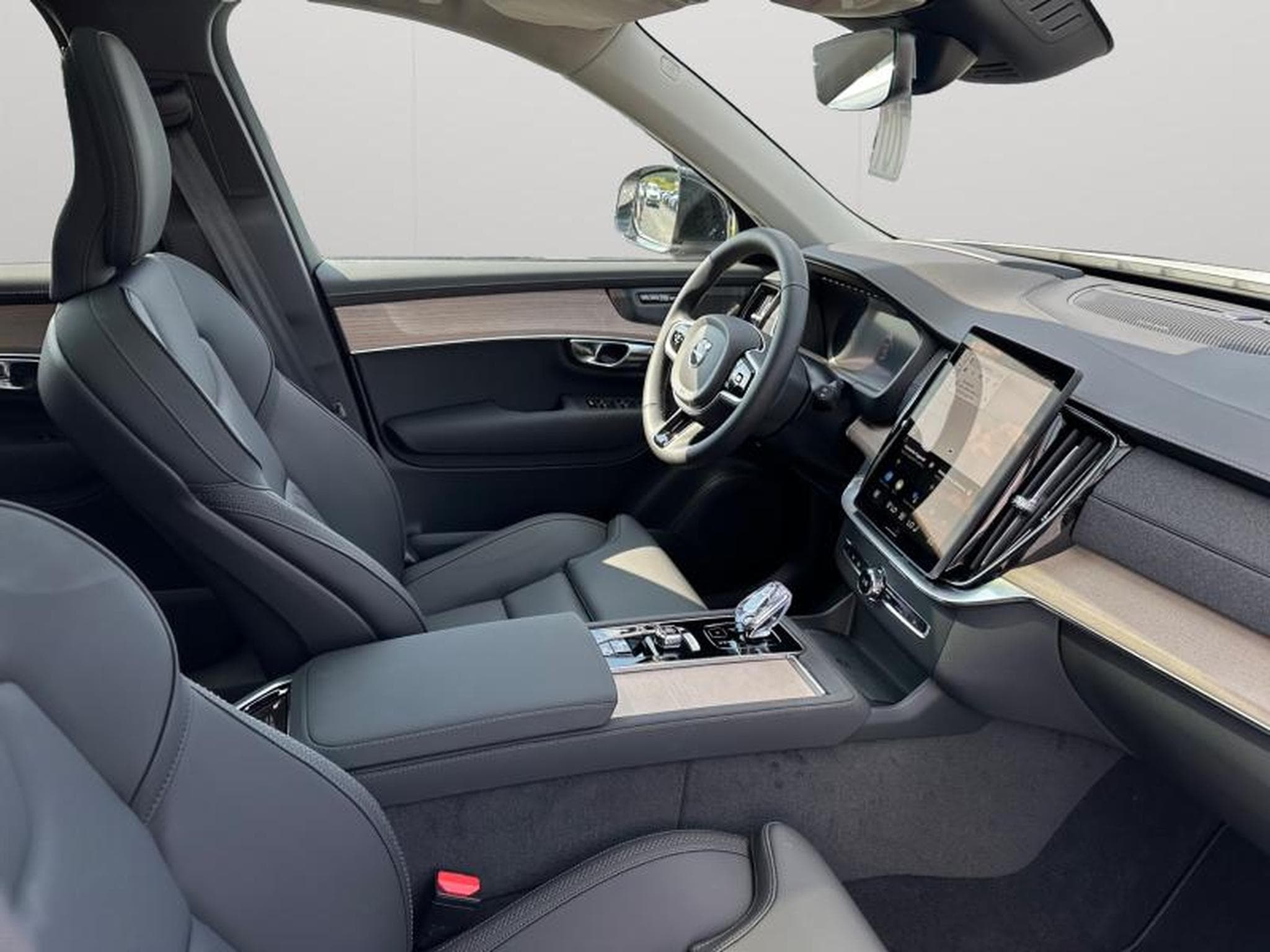 Volvo XC90 T8 Plus Dark / Hybride (2025) - Foto 36