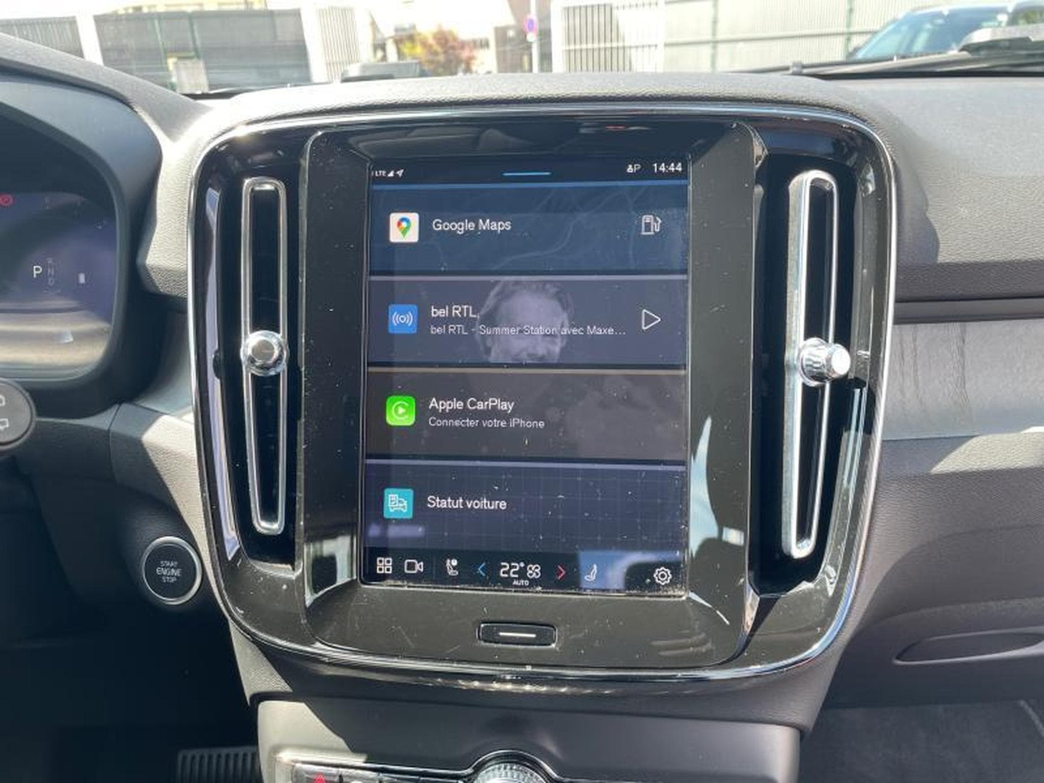 Volvo XC40 B3 Core / Essence (2024) - Photo 10