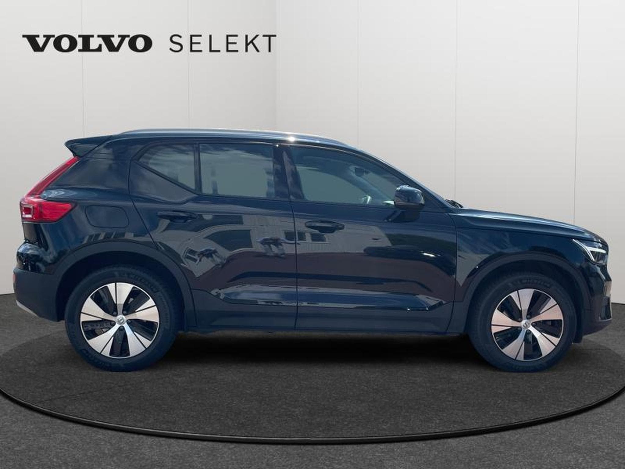 Volvo XC40 B3 Core / Essence (2024) - Photo 18