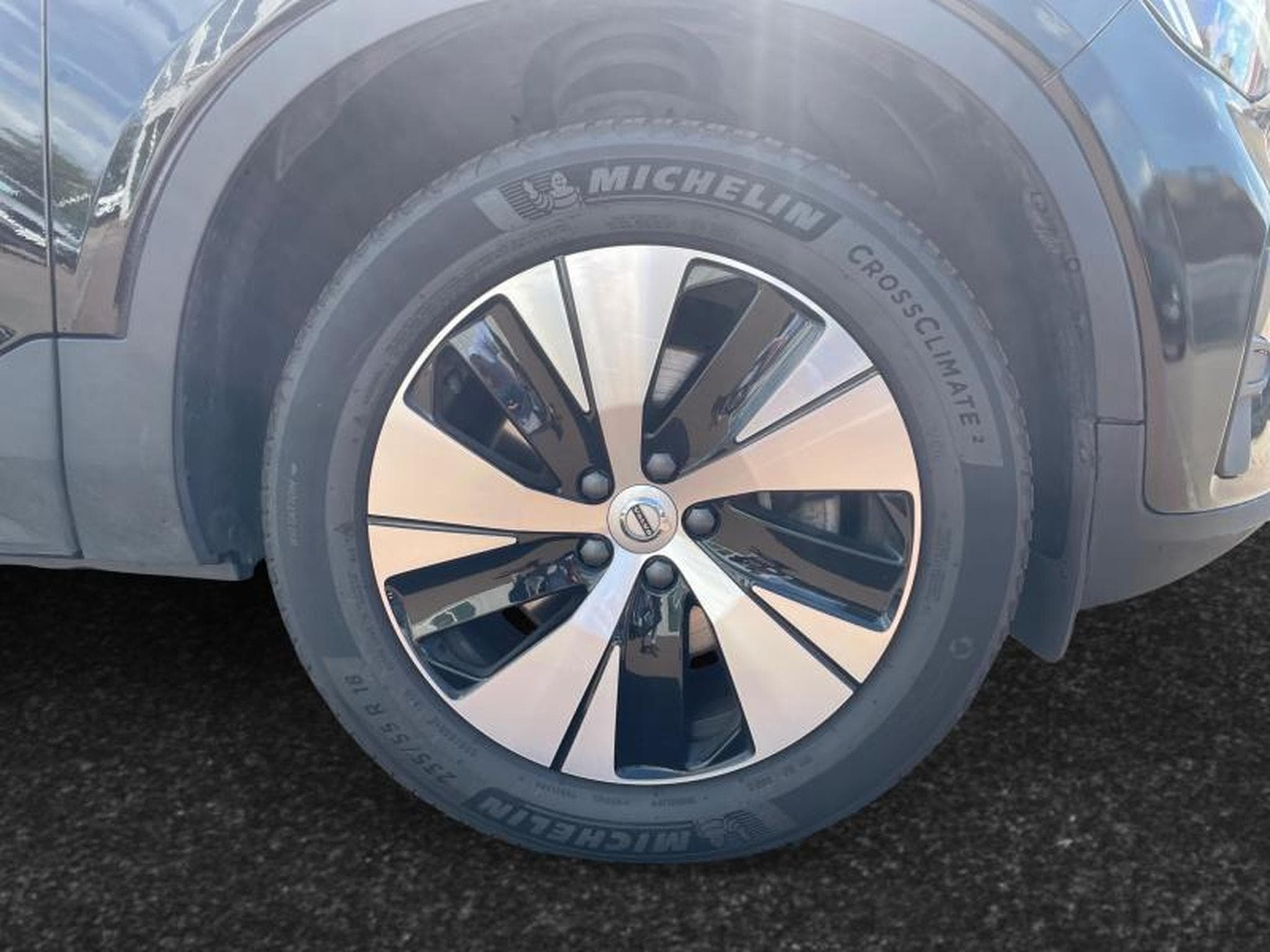 Volvo XC40 B3 Core / Essence (2024) - Photo 45