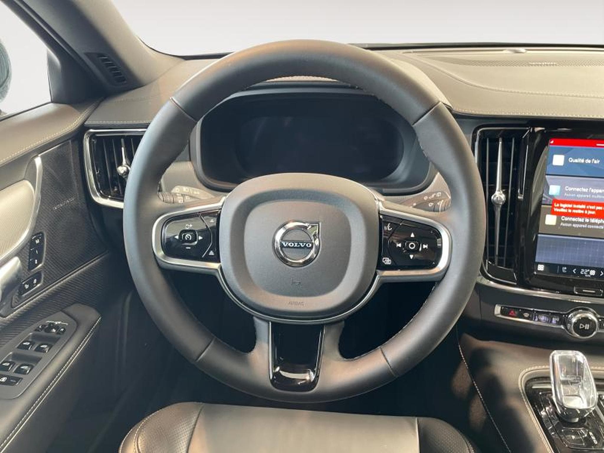 Volvo V90 Ultra Dark T6 Plug-in Hybride (1970) - Photo 4