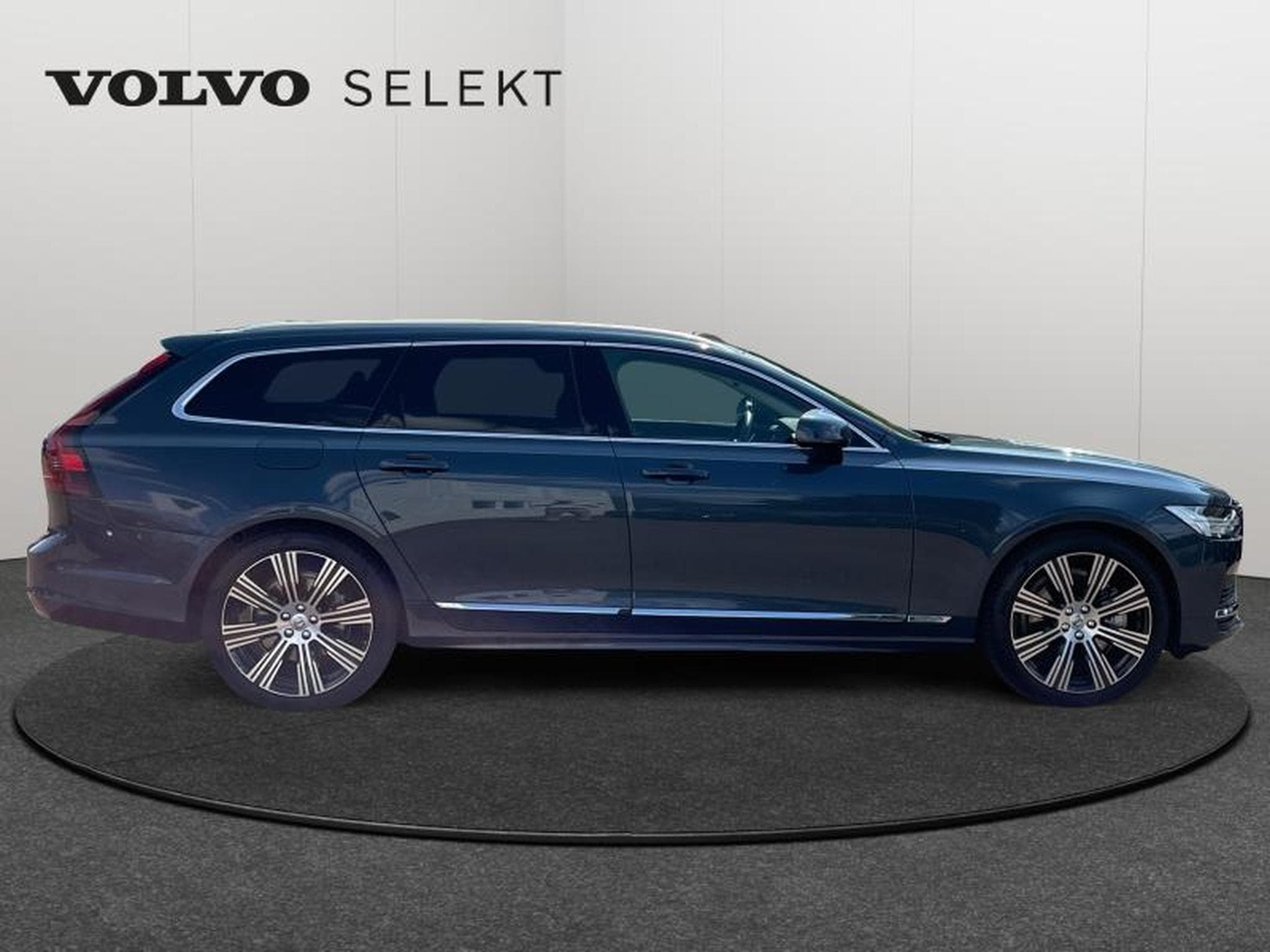 Volvo V90 Core Bright Recharge T6 AWD pl (2024) - Photo 19