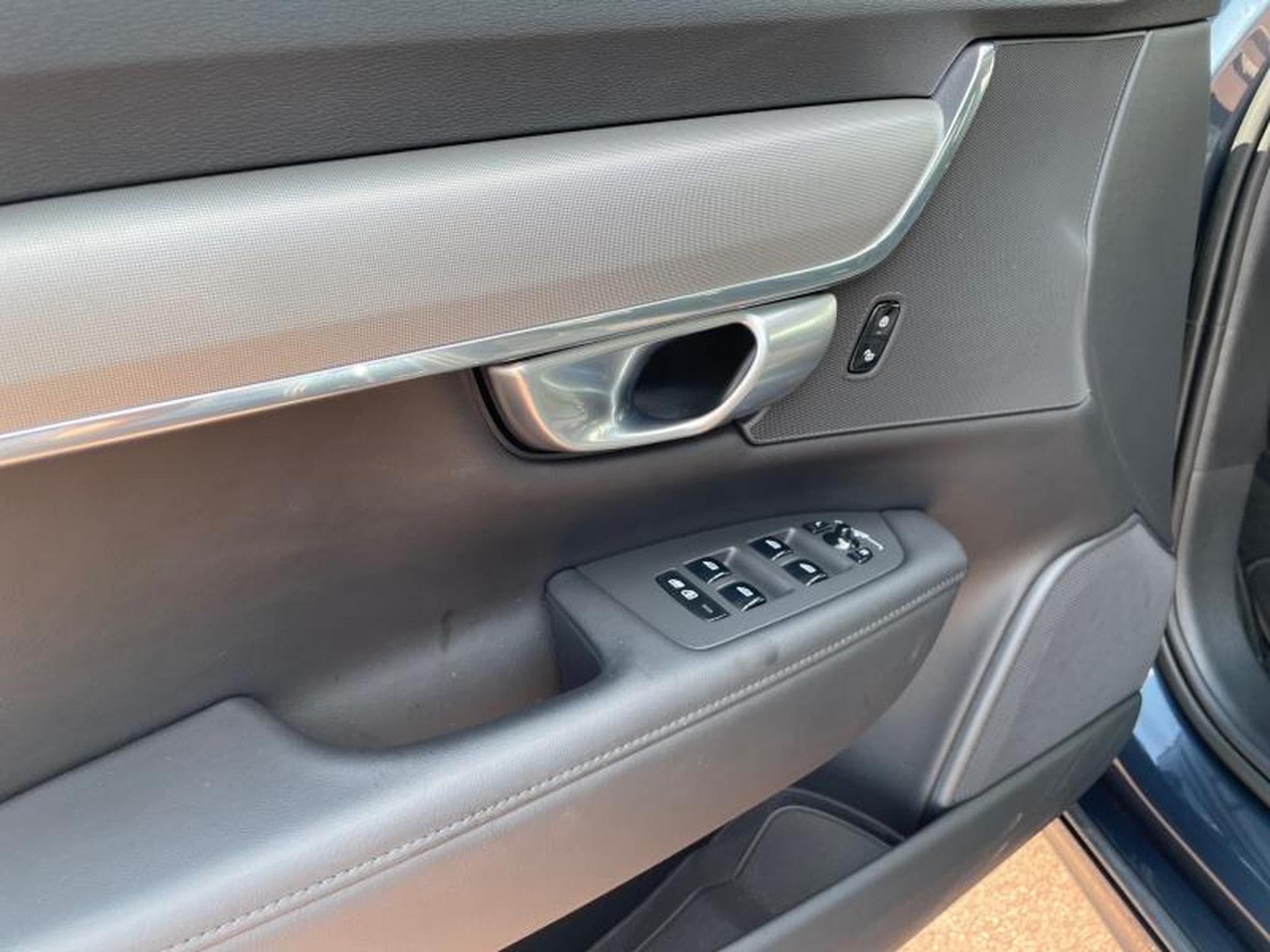 Volvo V90 Core Bright Recharge T6 AWD pl (2024) - Photo 31