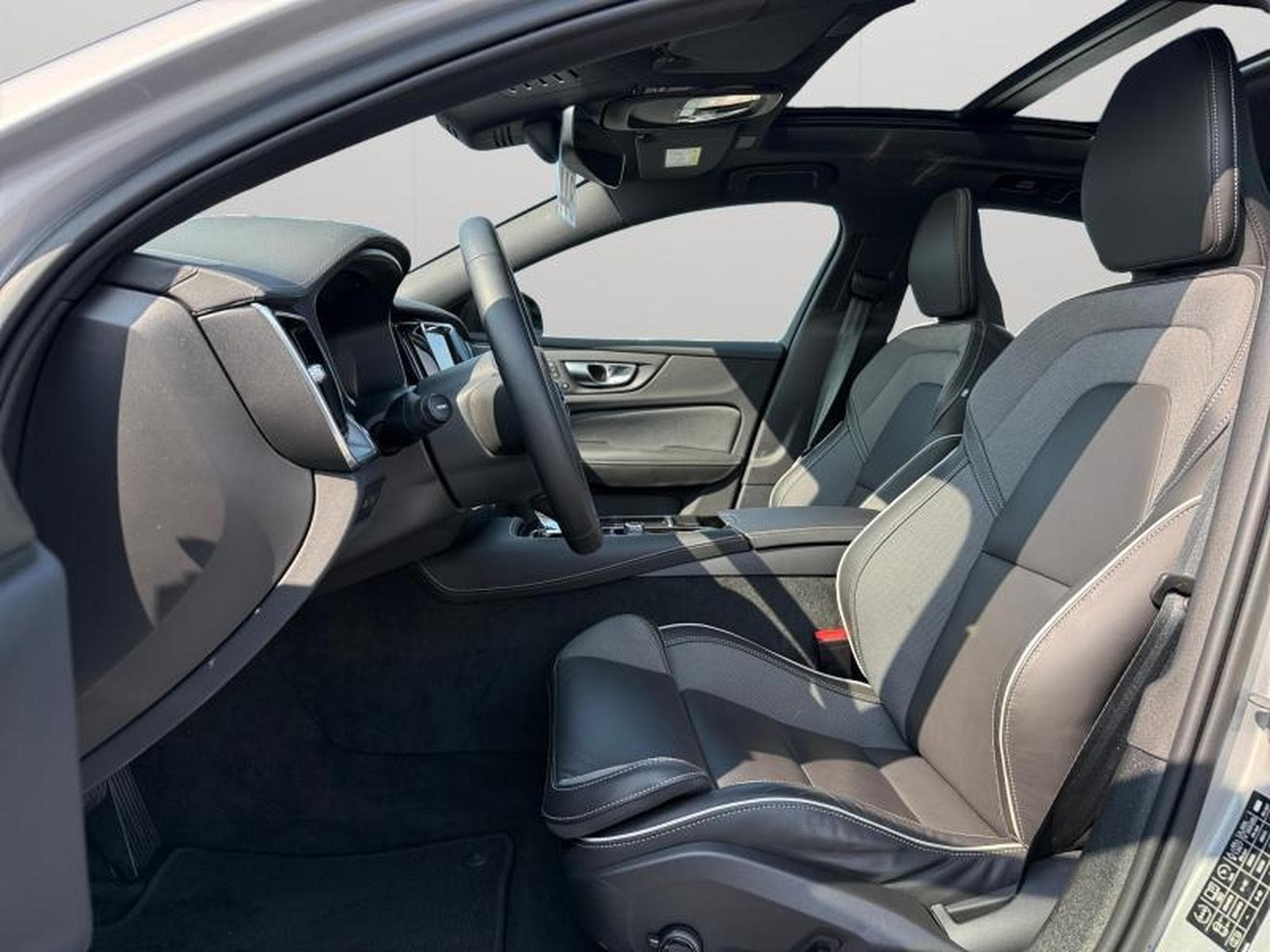 Volvo S60 T8 Ultimate / Hybride (2025) - Foto 10