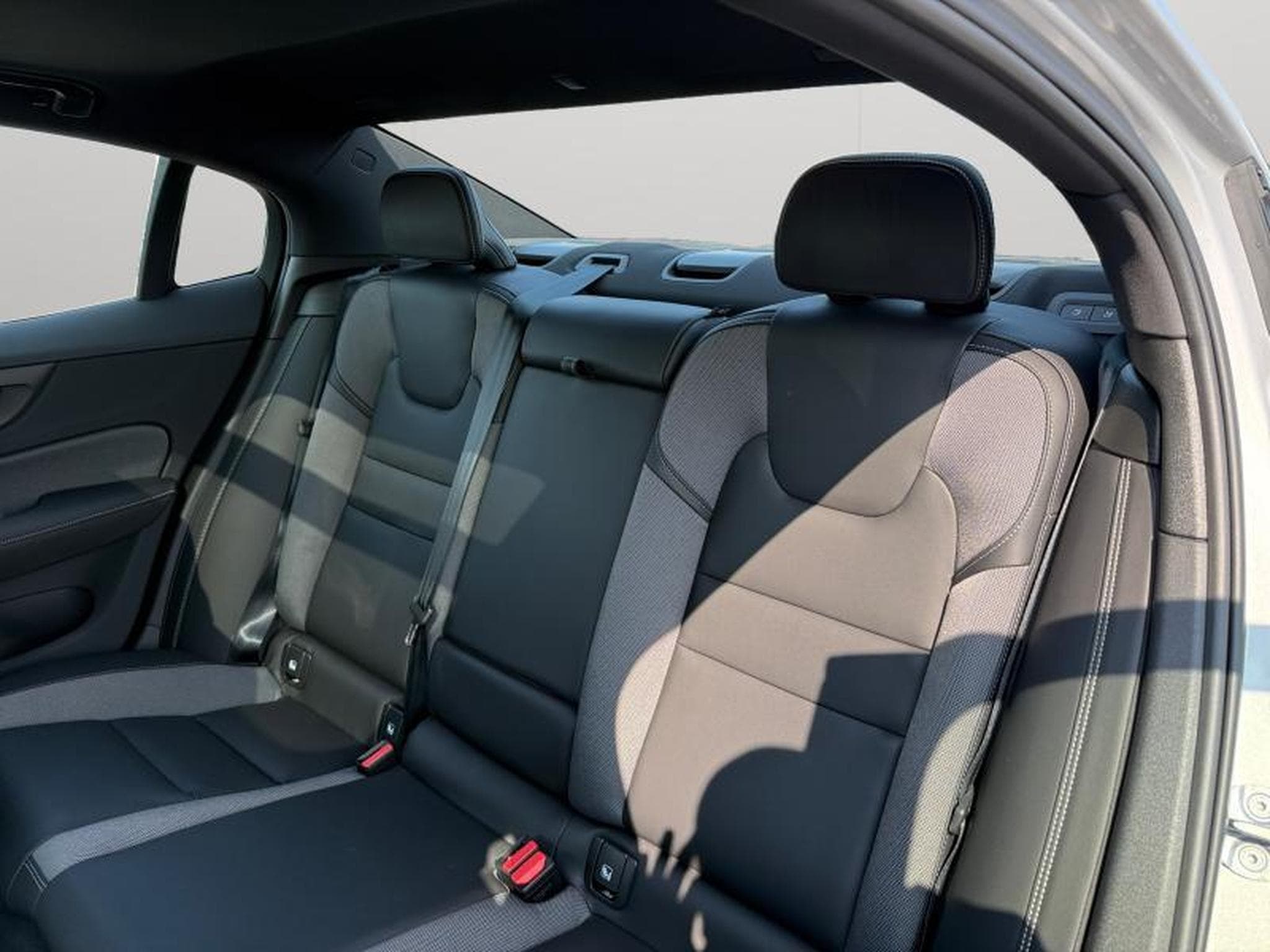 Volvo S60 T8 Ultimate / Hybride (2025) - Foto 13