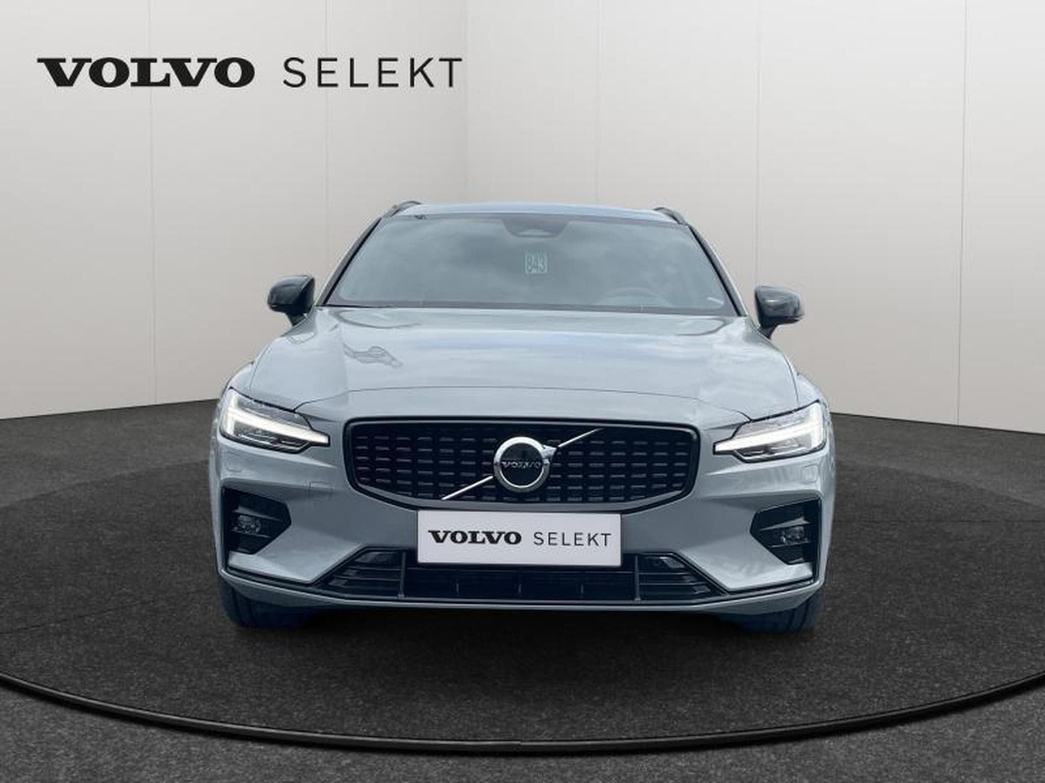Volvo V60 B3 Ultimate / Essence (2025) - Foto 4