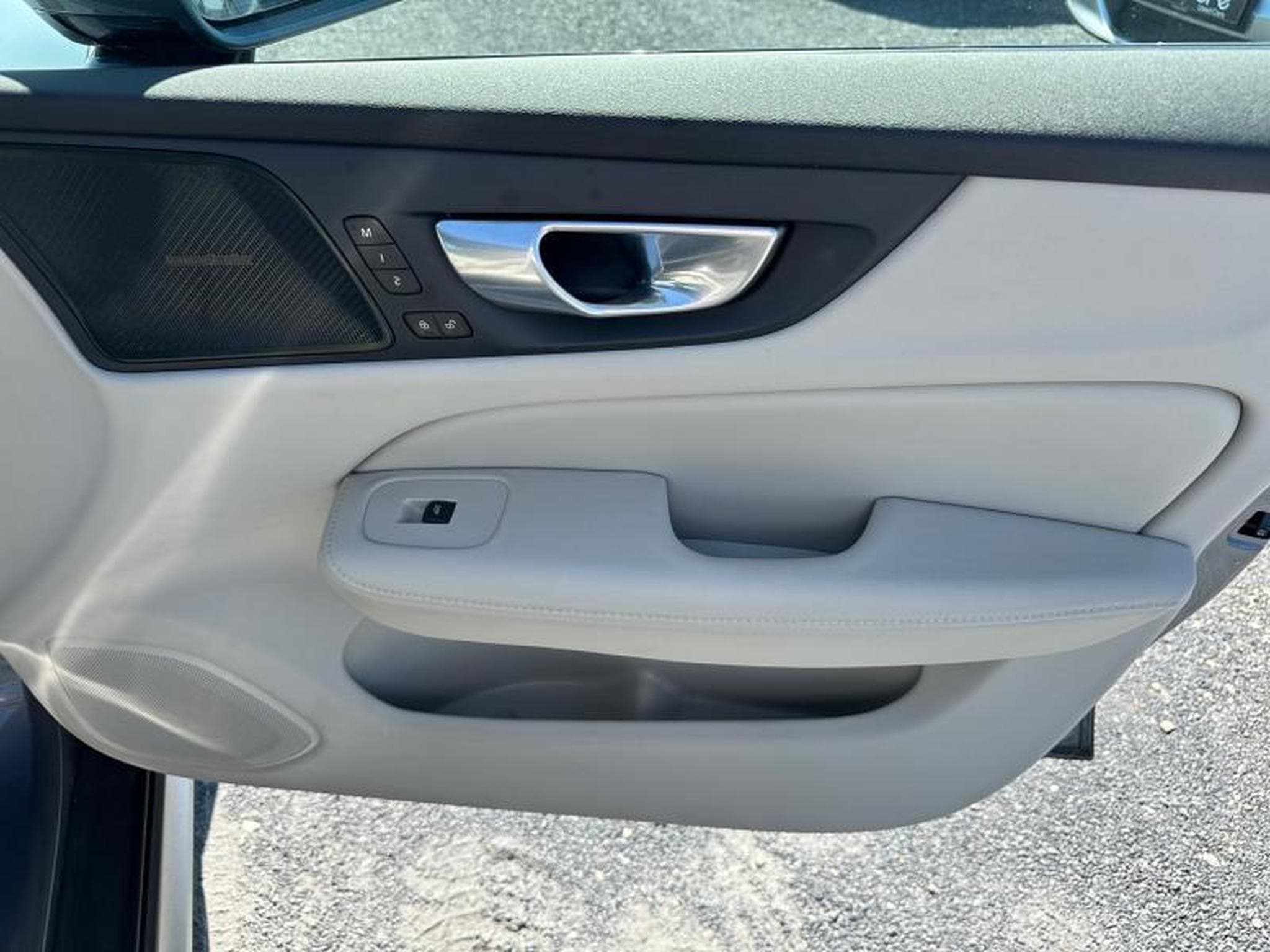 Volvo V60 B5 Momentum / Essence (2021) - Foto 19