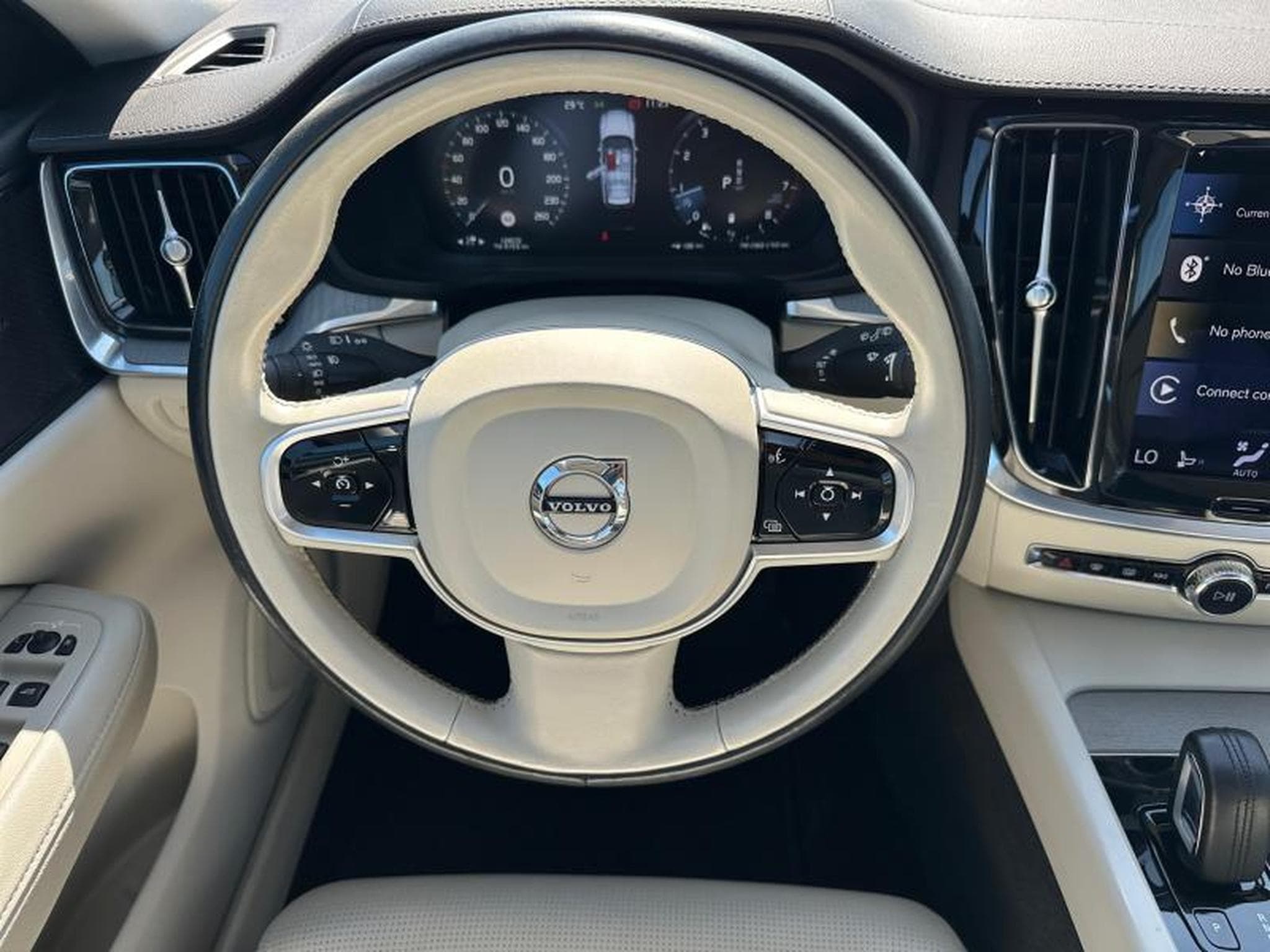 Volvo V60 B5 Momentum / Essence (2021) - Foto 23