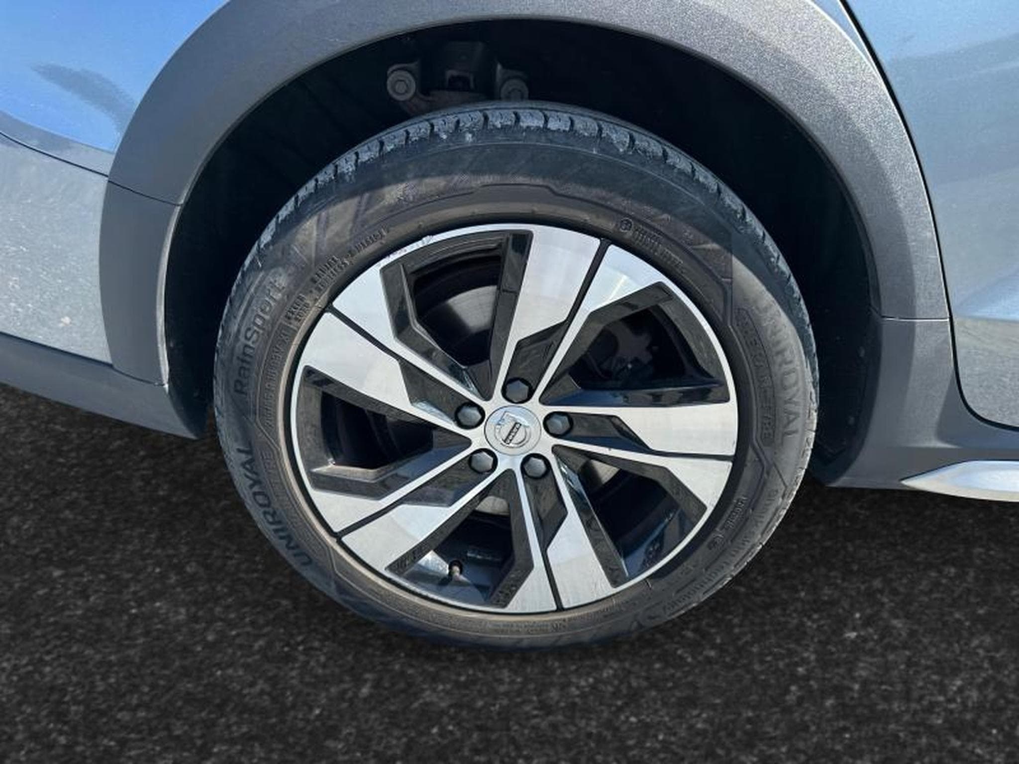 Volvo V60 B5 Momentum / Essence (2021) - Foto 25