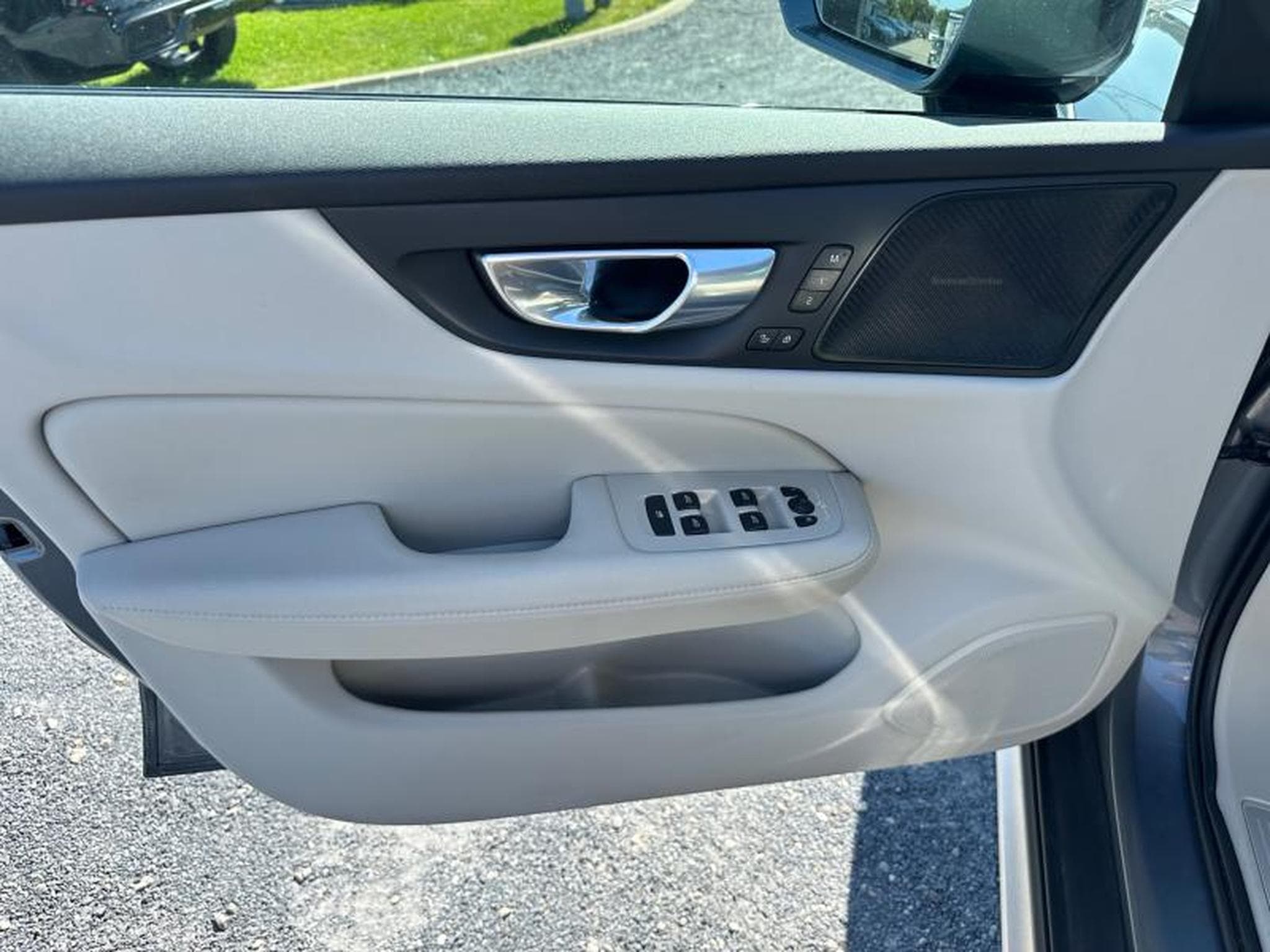 Volvo V60 B5 Momentum / Essence (2021) - Foto 32