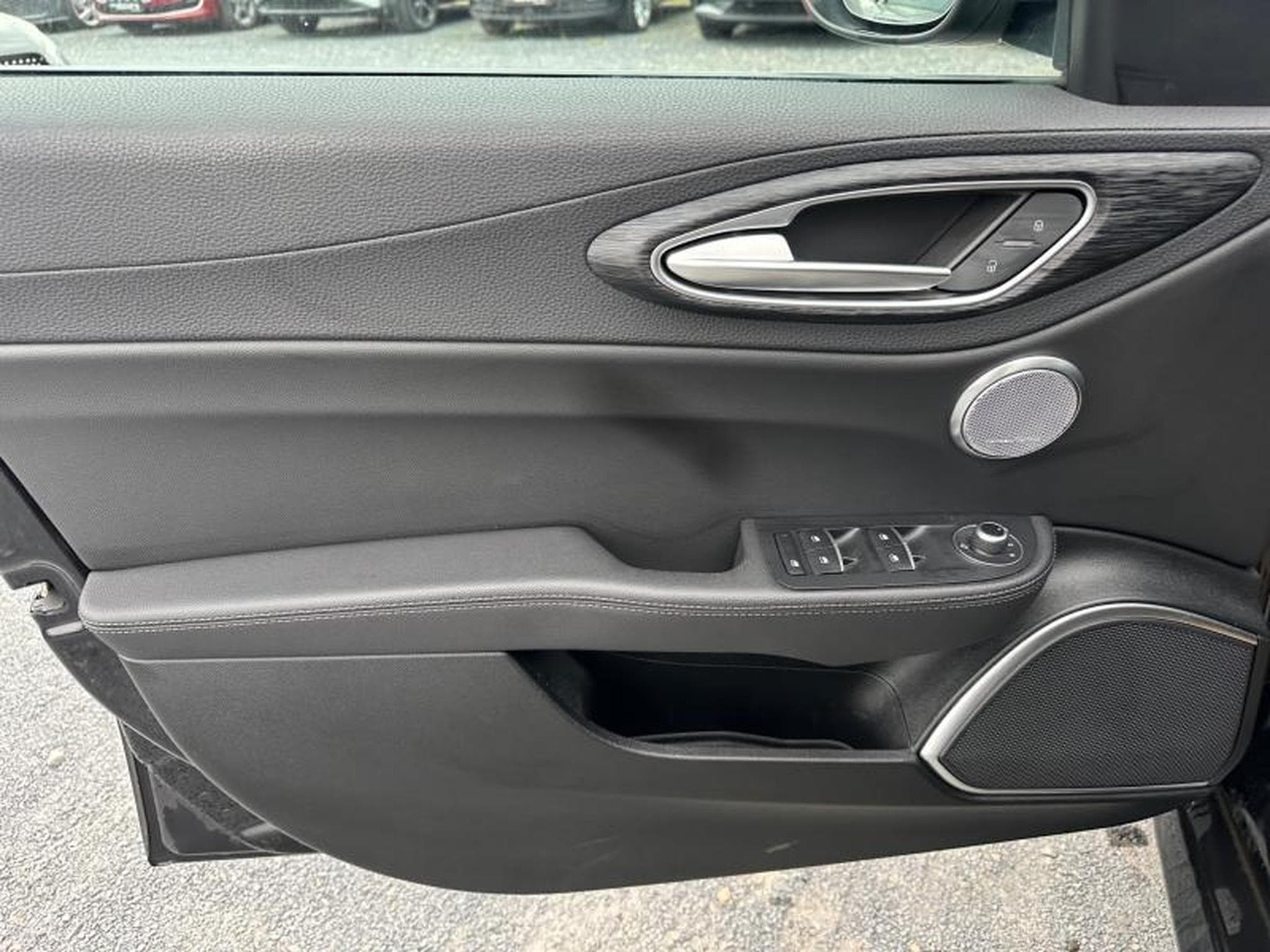 Alfa-Romeo Giulia Super / Essence (2021) - Photo 17