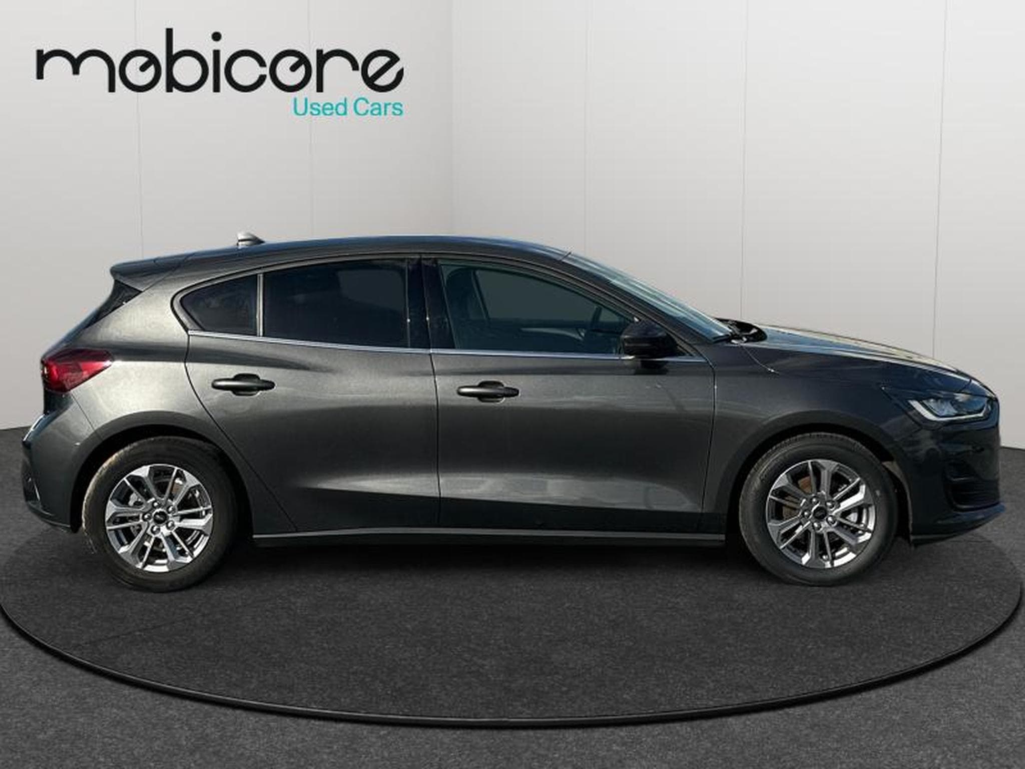 Ford Focus Titanium / Auto (2024) - Photo 7