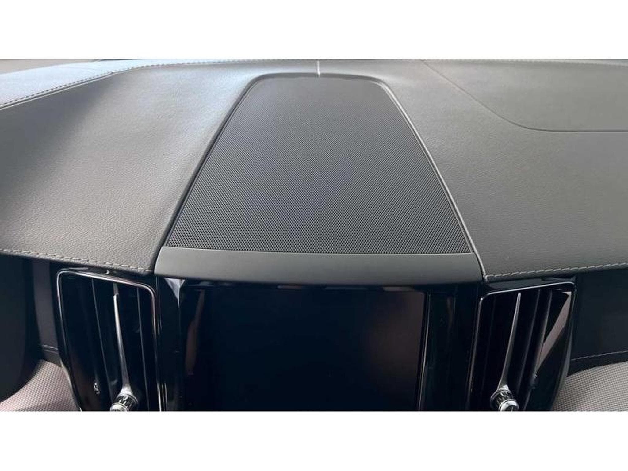 Volvo XC60 Inscription (2018) - Foto 12