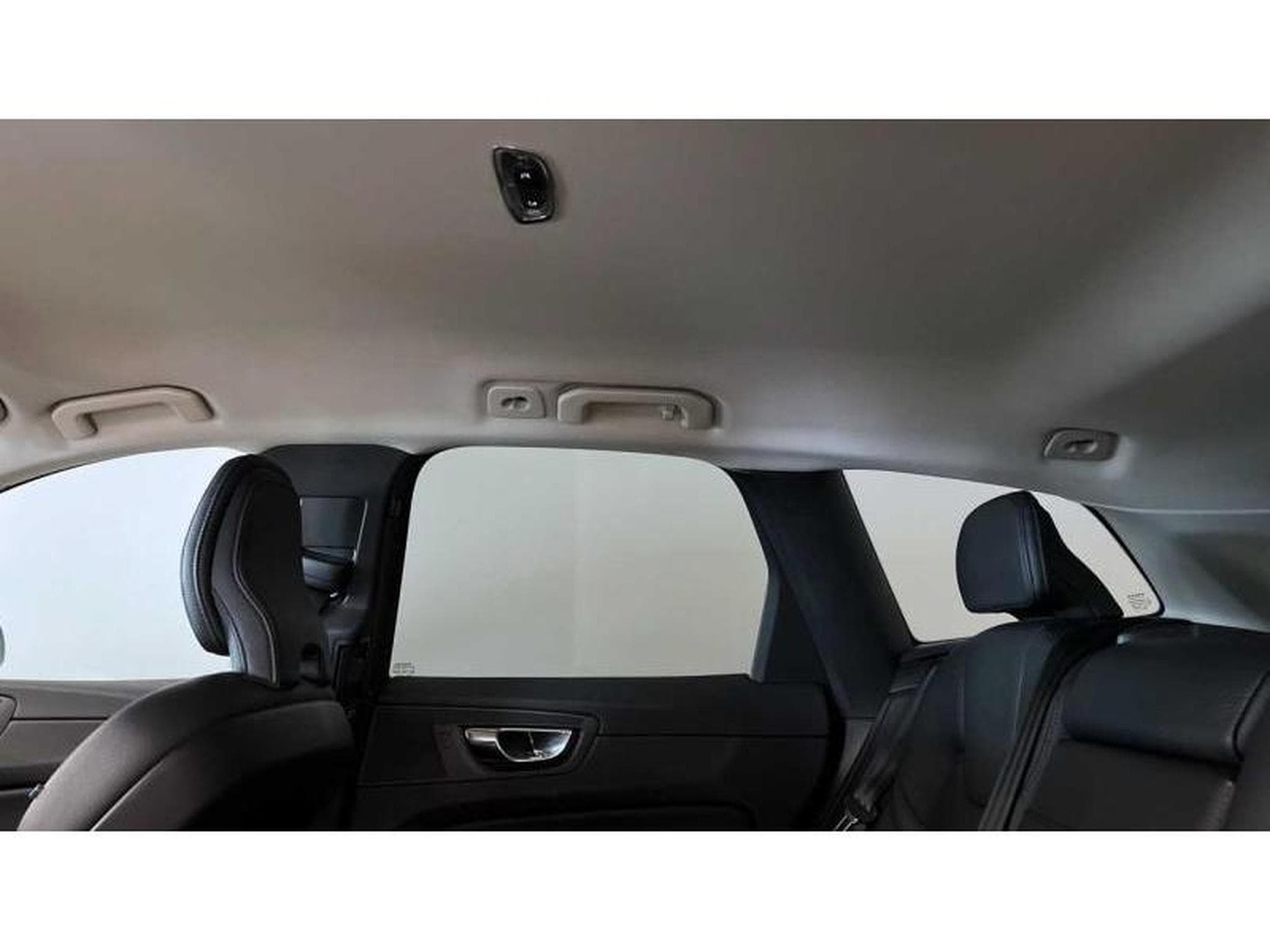 Volvo XC60 Inscription (2018) - Foto 15