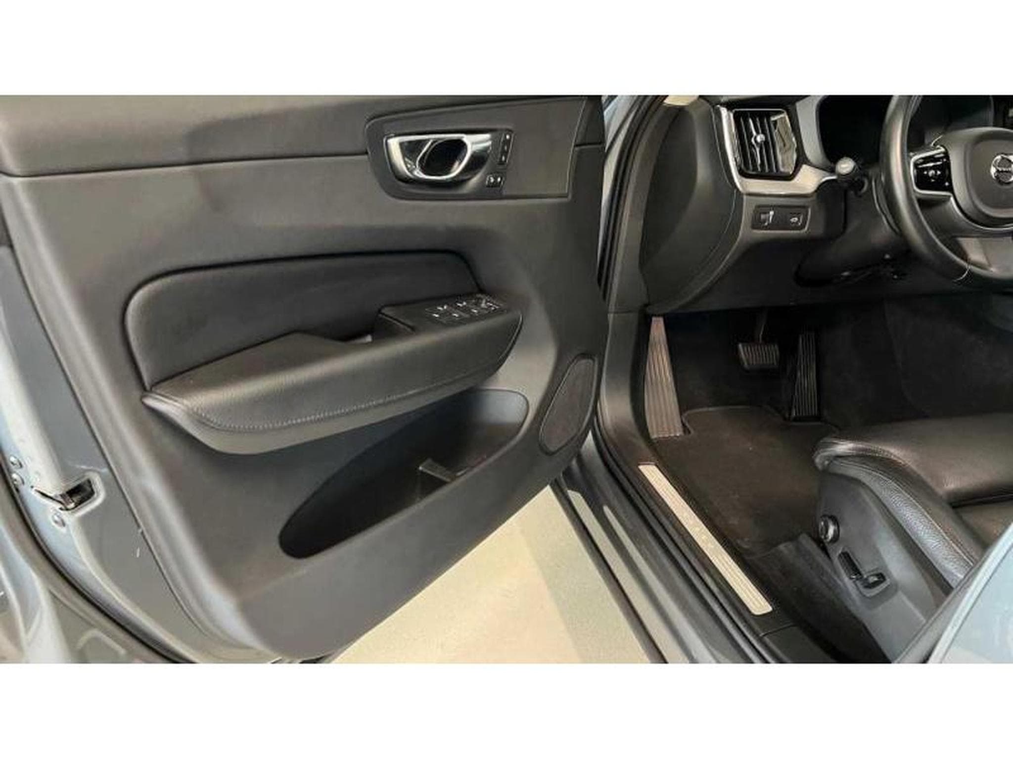 Volvo XC60 Inscription (2018) - Foto 16