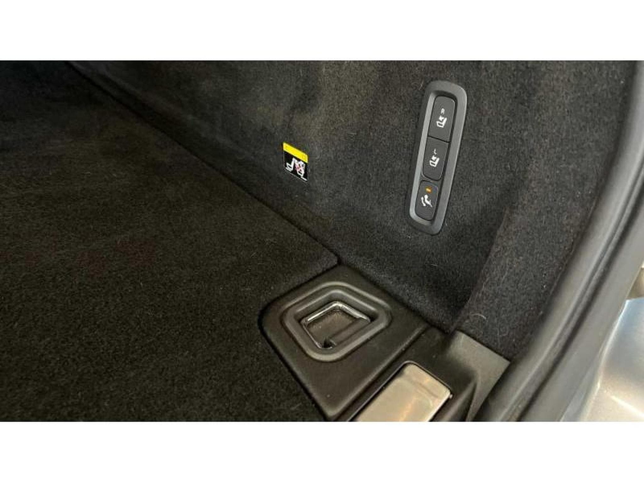 Volvo XC60 Inscription (2018) - Foto 22