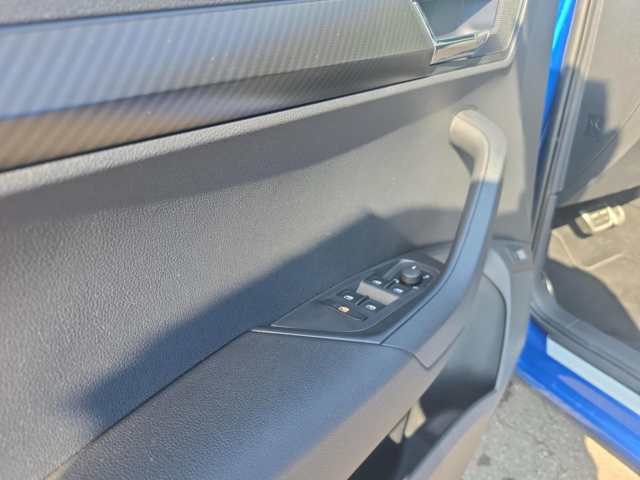 Skoda Karoq Sportline (2025) - Foto 17