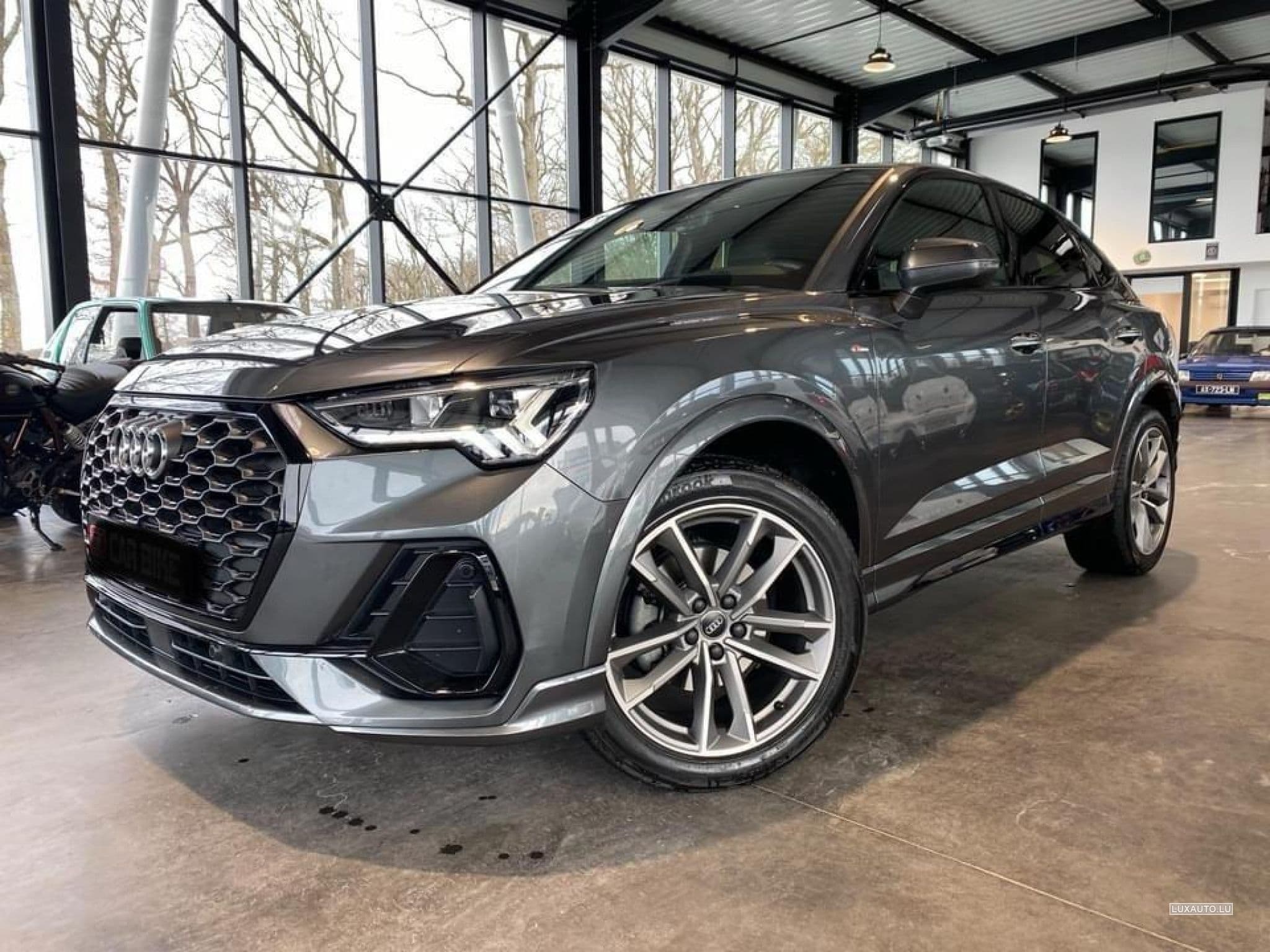 Audi Q3 S-LINE (2020) - Foto 1
