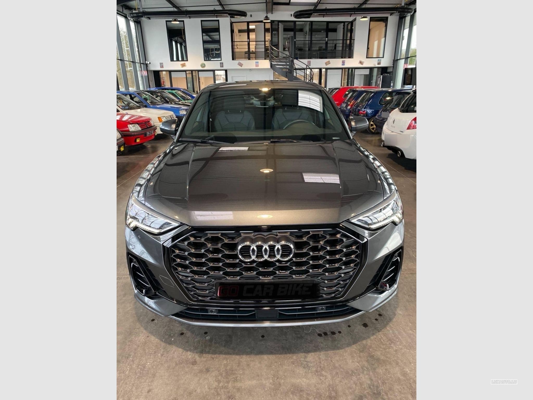 Audi Q3 S-LINE (2020) - Foto 2