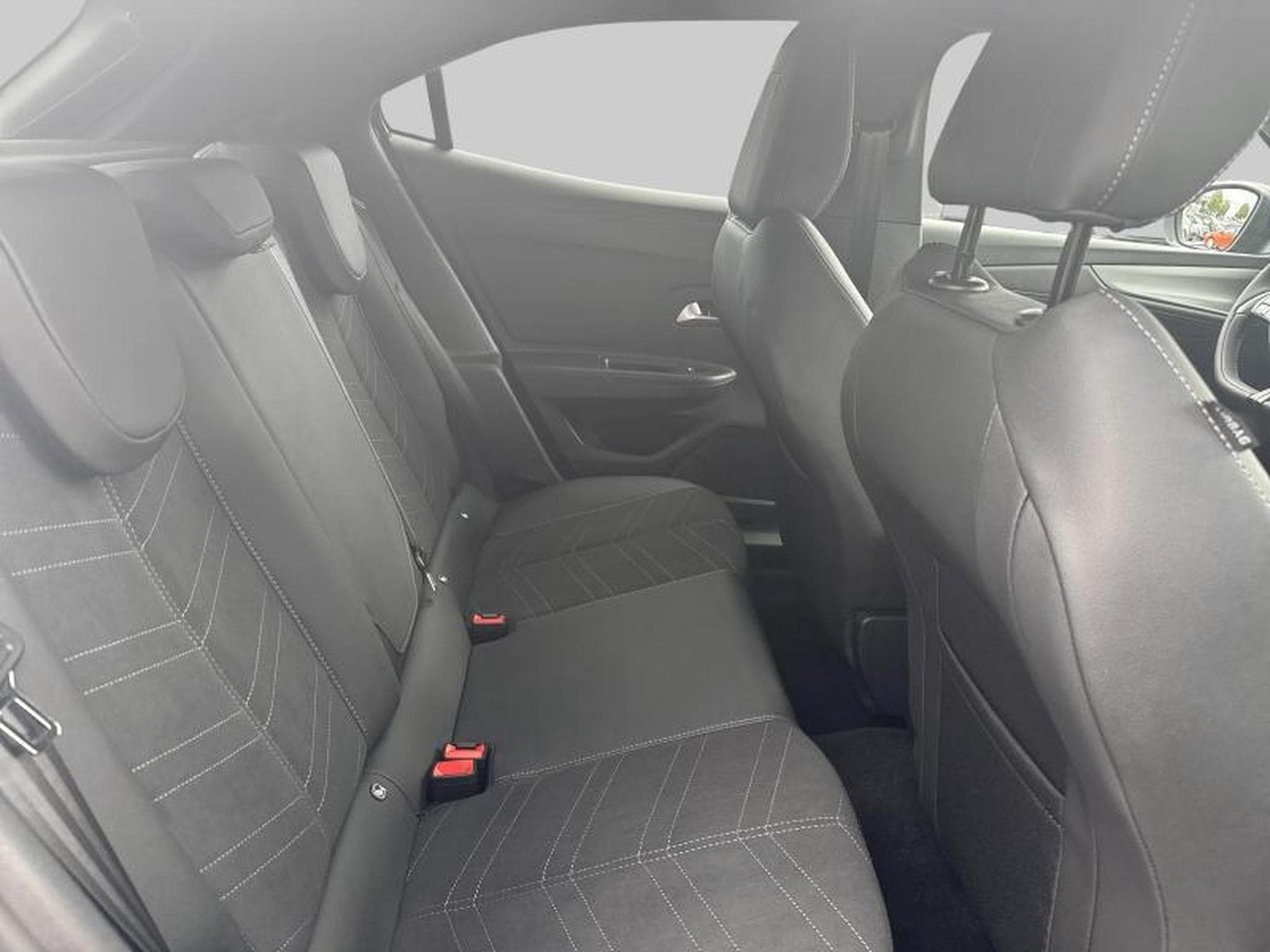 Opel Mokka GS Line (2025) - Photo 10