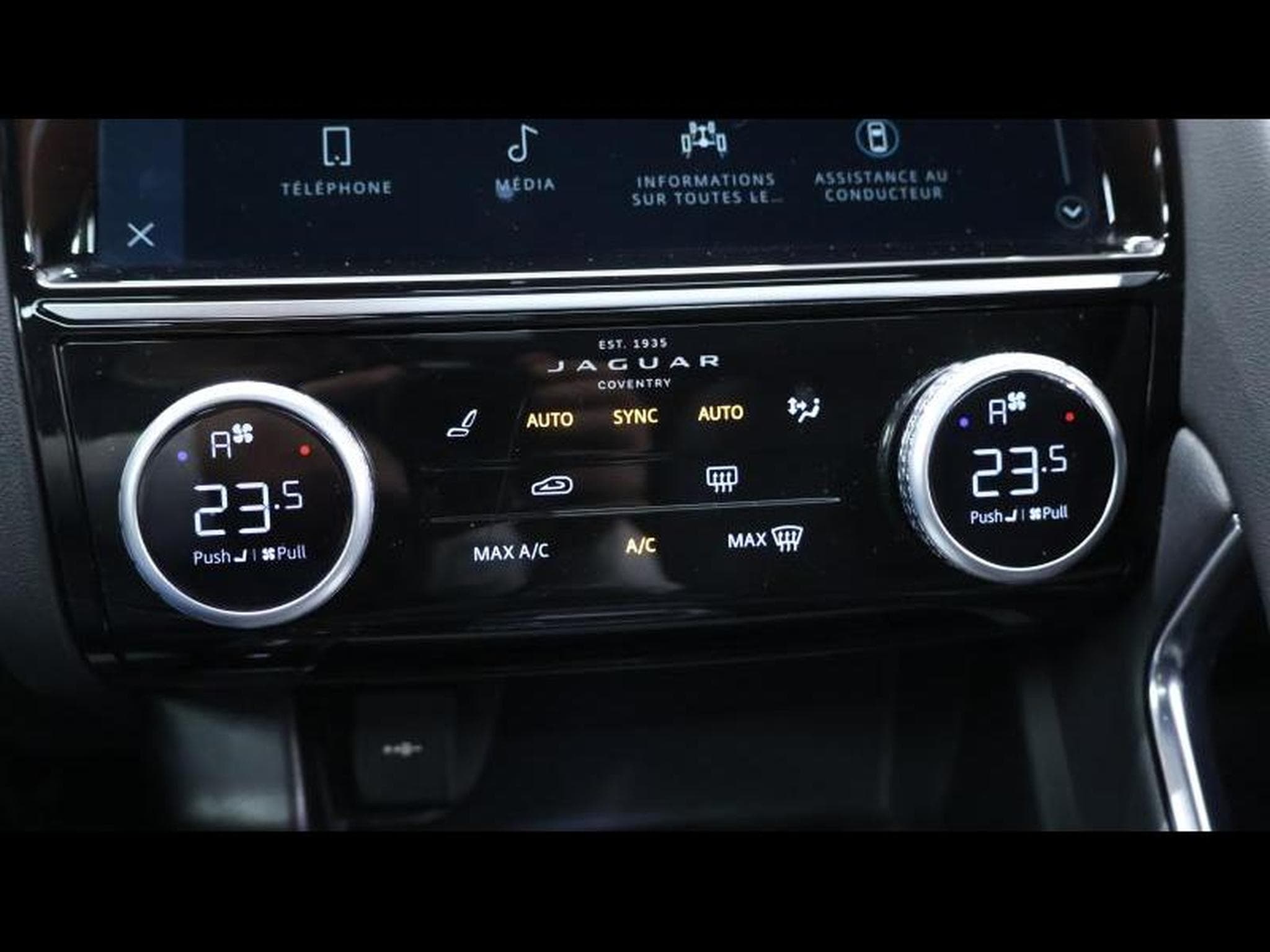 Jaguar E-Pace D165 R-Dynamic S AWD Auto (2024) - Photo 20