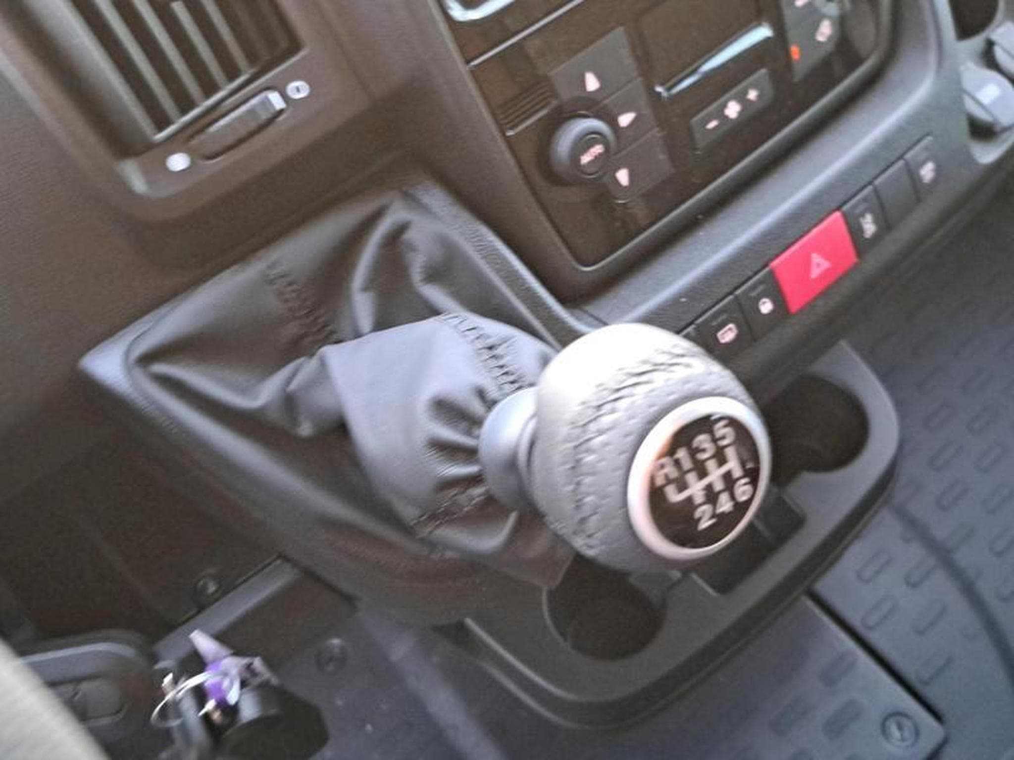 Peugeot Boxer Plateau DC 435 L4 (2024) - Photo 19