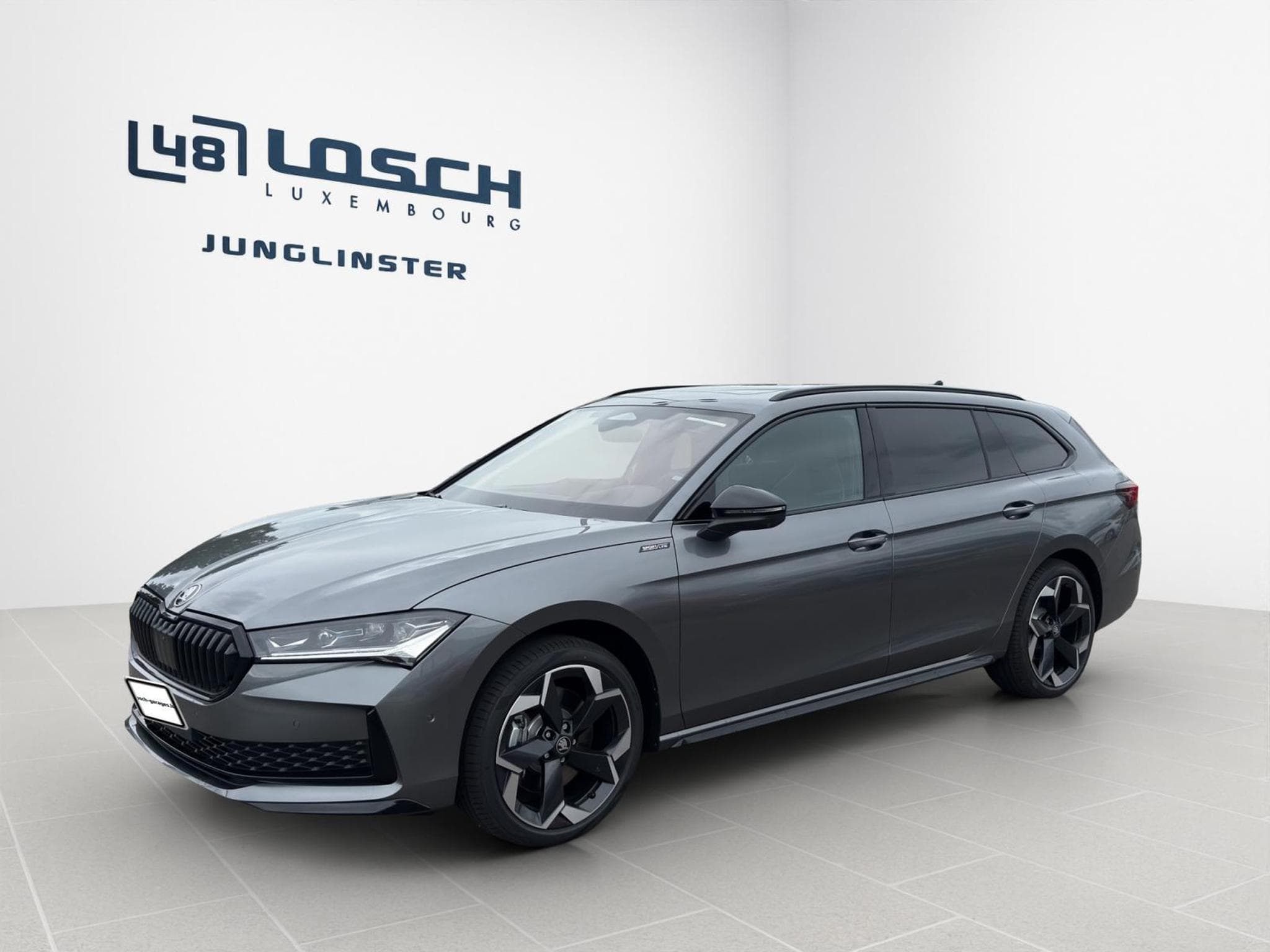 Skoda Superb Combi Sportline (2025) - Photo 4