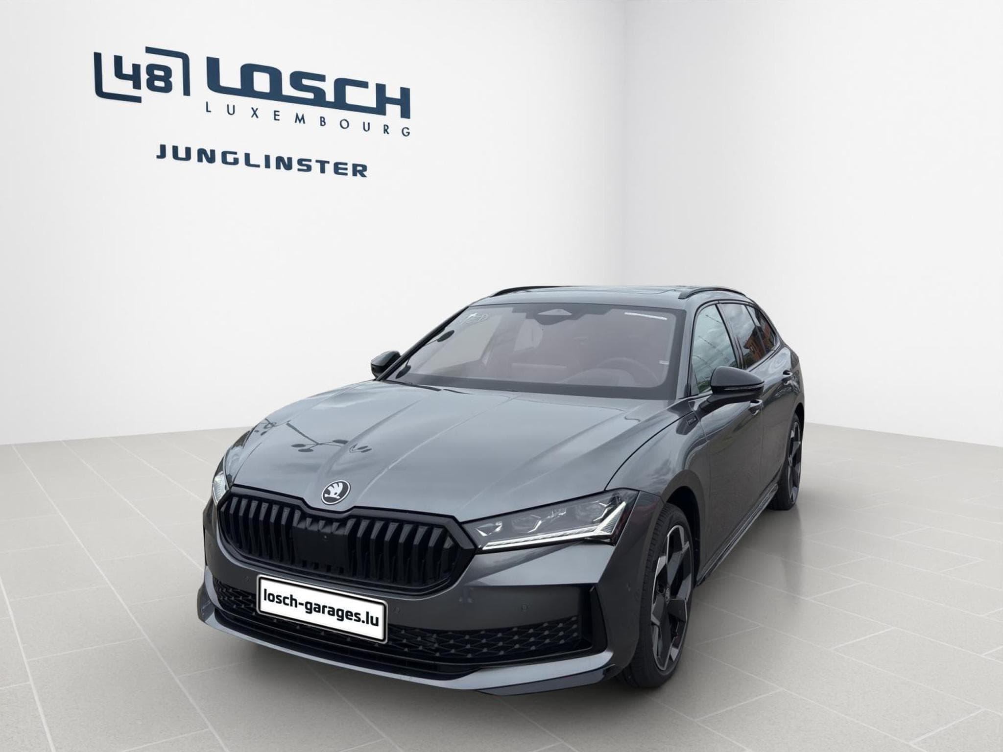 Skoda Superb Combi Sportline (2025) - Photo 5