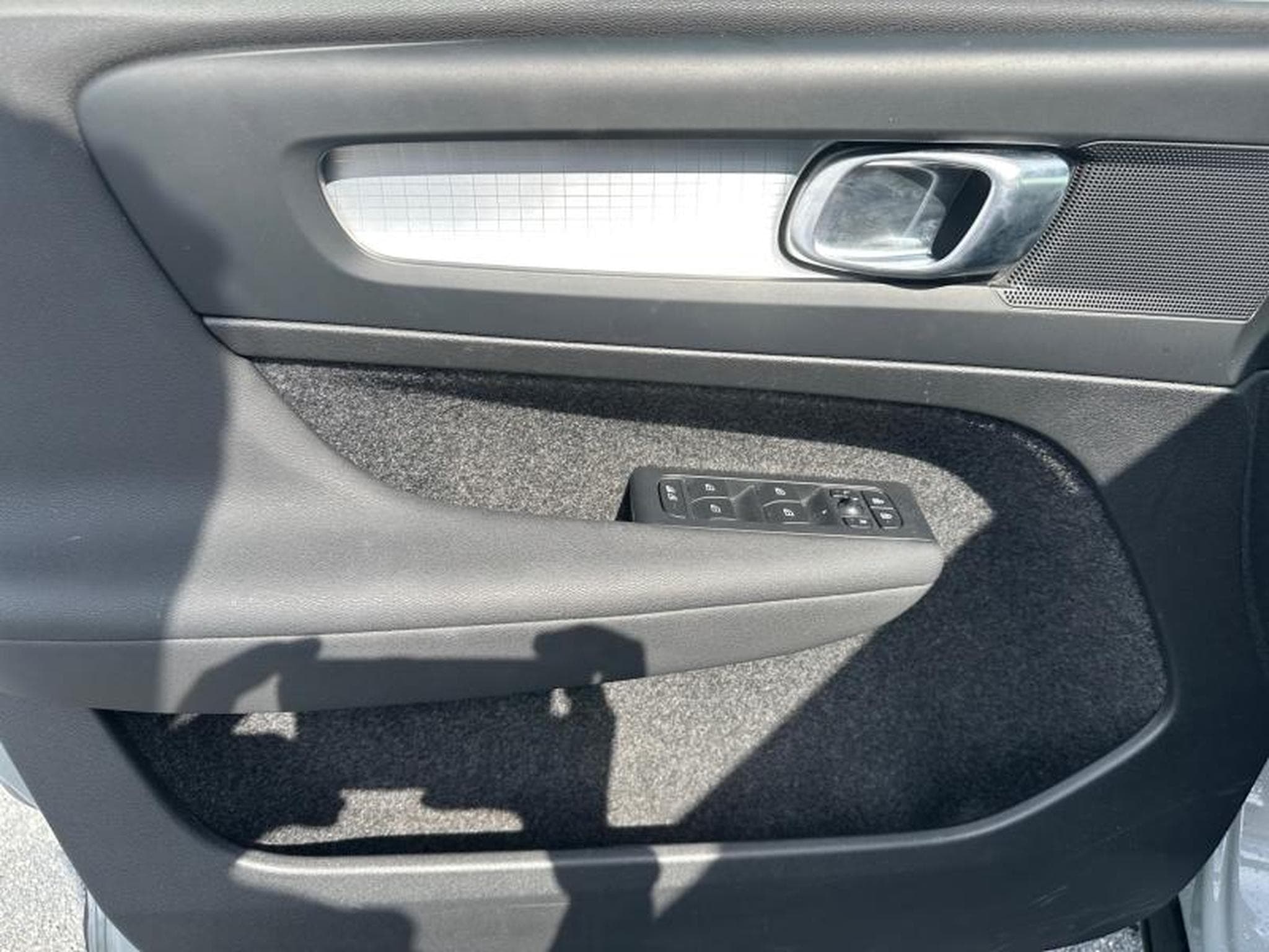 Volvo XC40 B3 Core / Essence (2023) - Foto 19