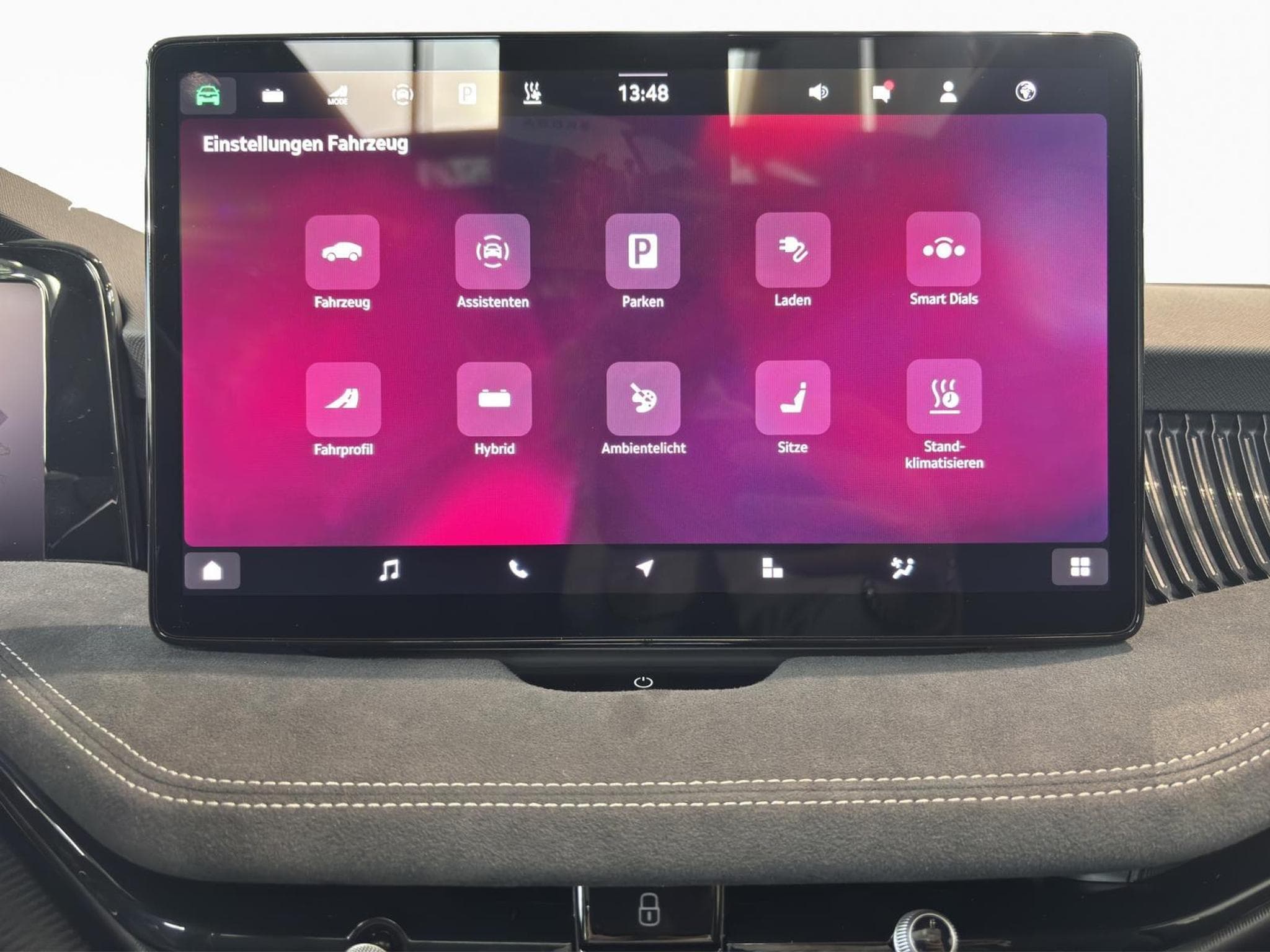 Skoda Superb Sportline (2025) - Photo 11