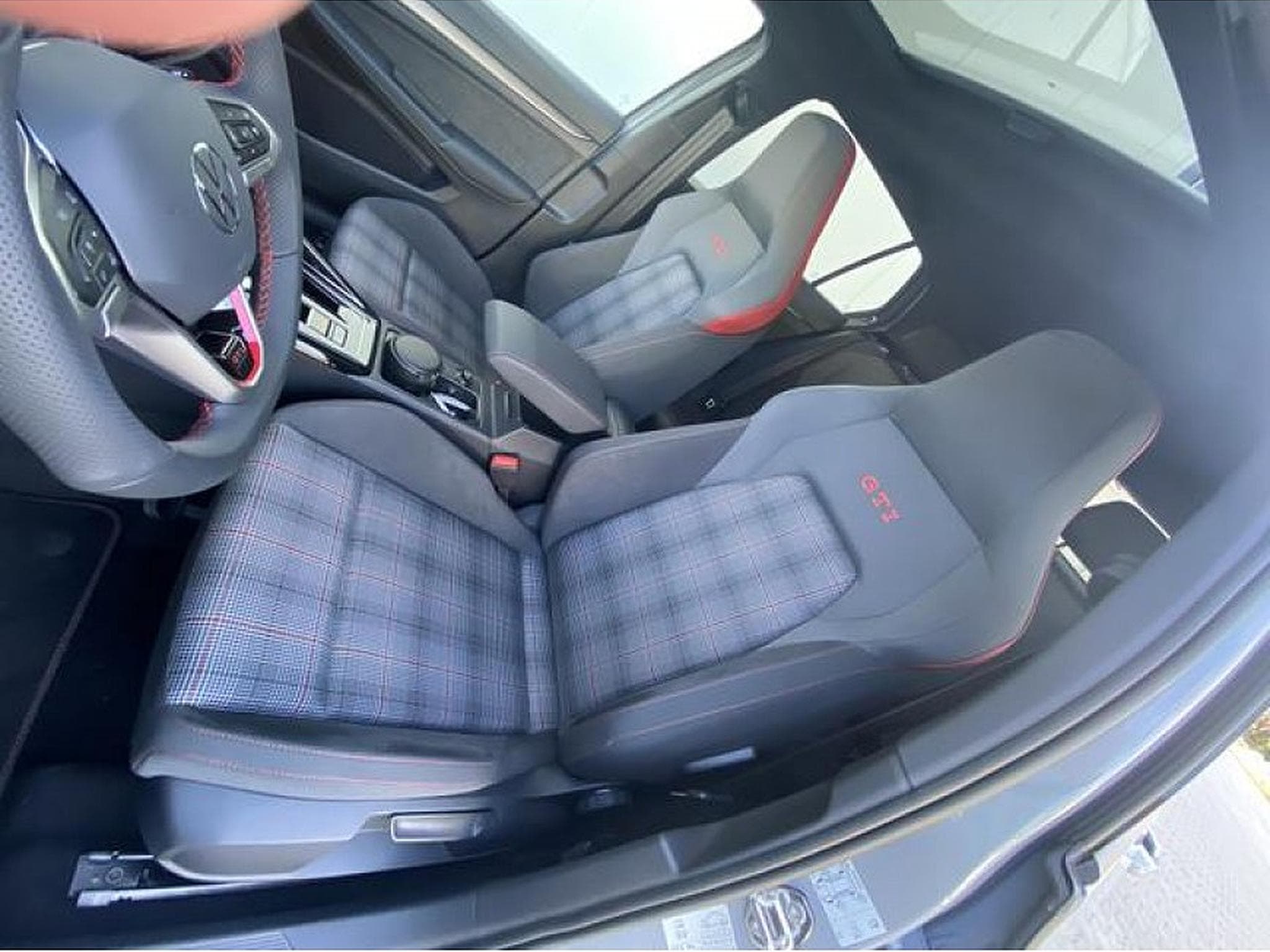 VW Golf (2026) - Foto 25