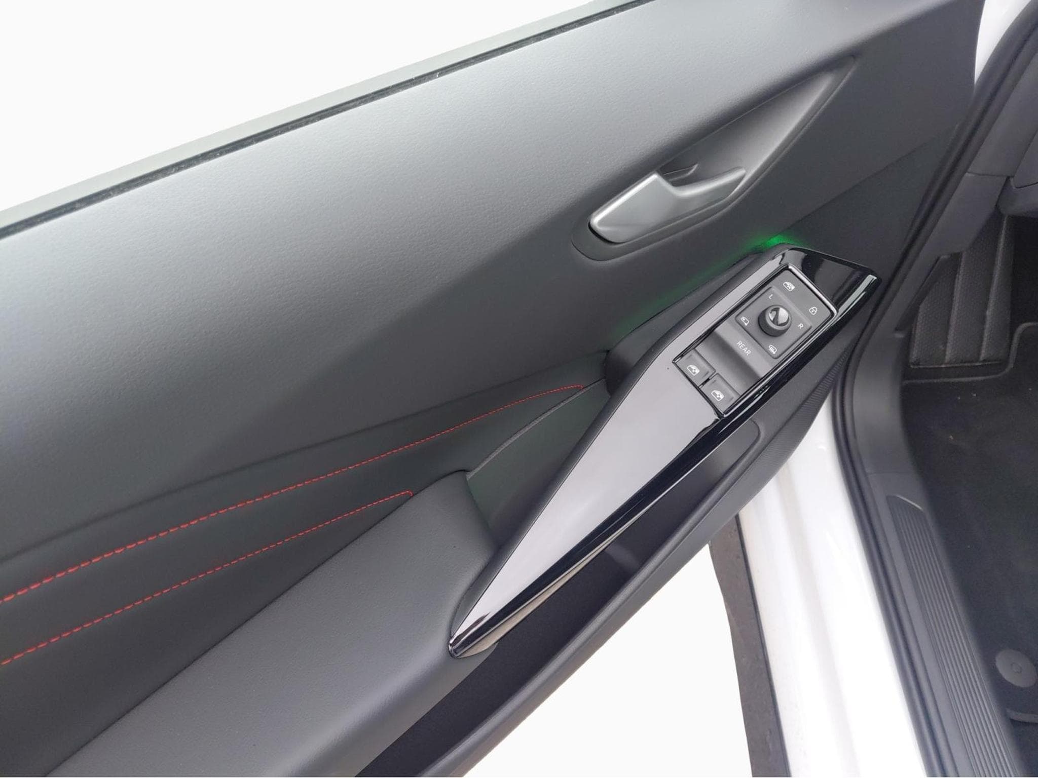 VW ID.3 GTX (2025) - Photo 16