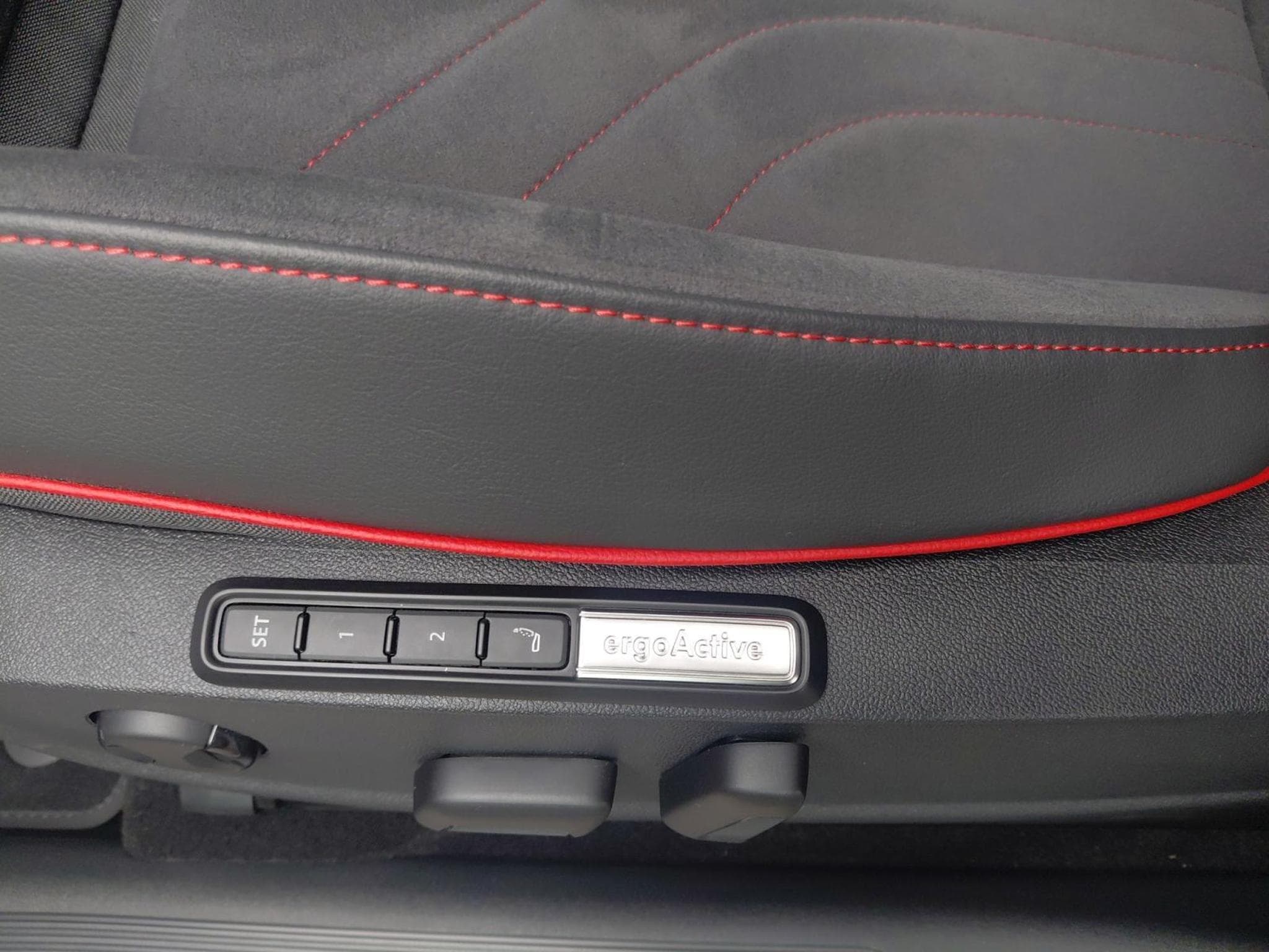 VW ID.3 GTX (2025) - Photo 21