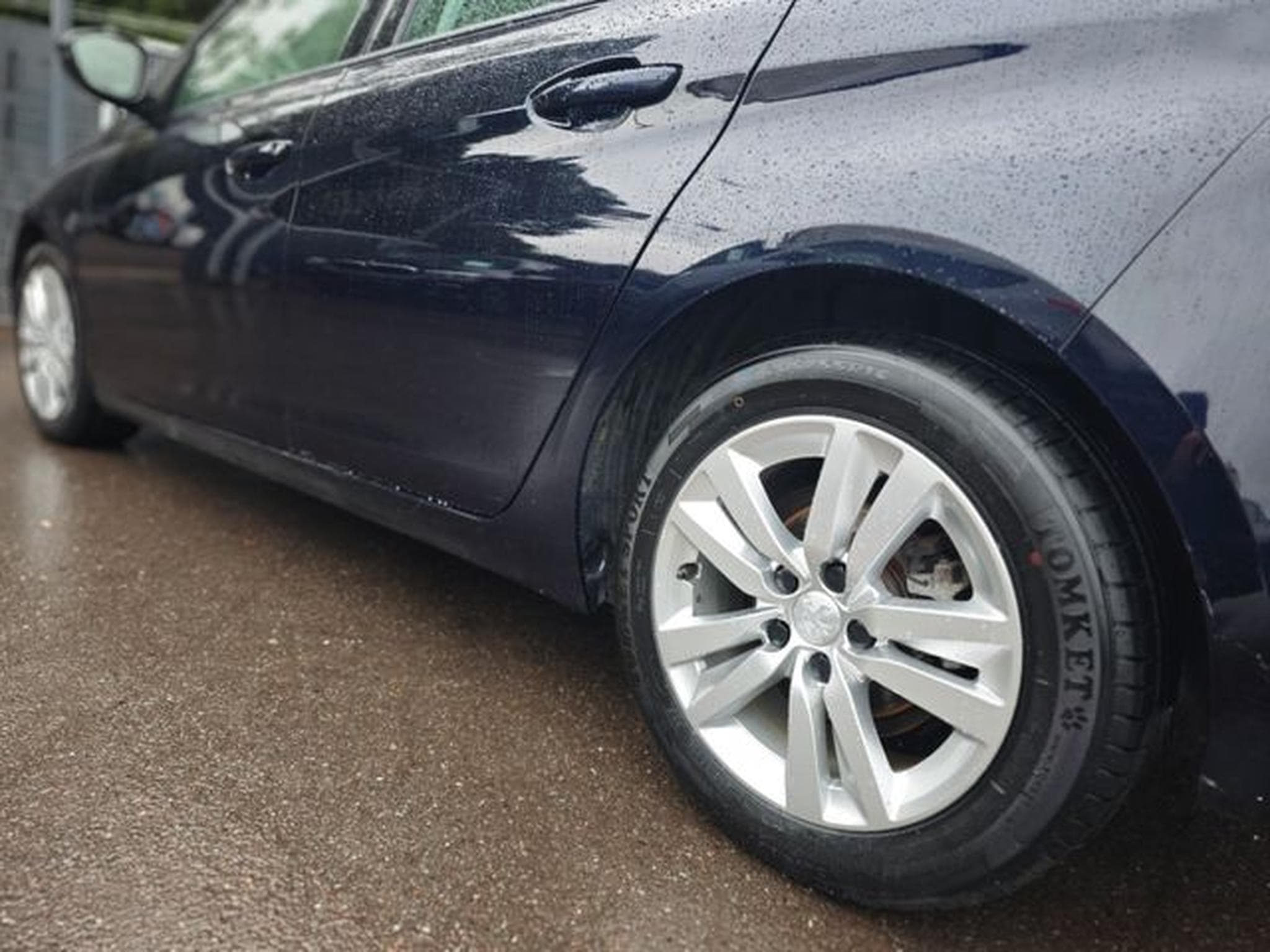 Peugeot 308 308*PANORAMA* NAVI*PDC*FACELIFT*KLIMAAUTOMATIK* (2018) - Foto 10