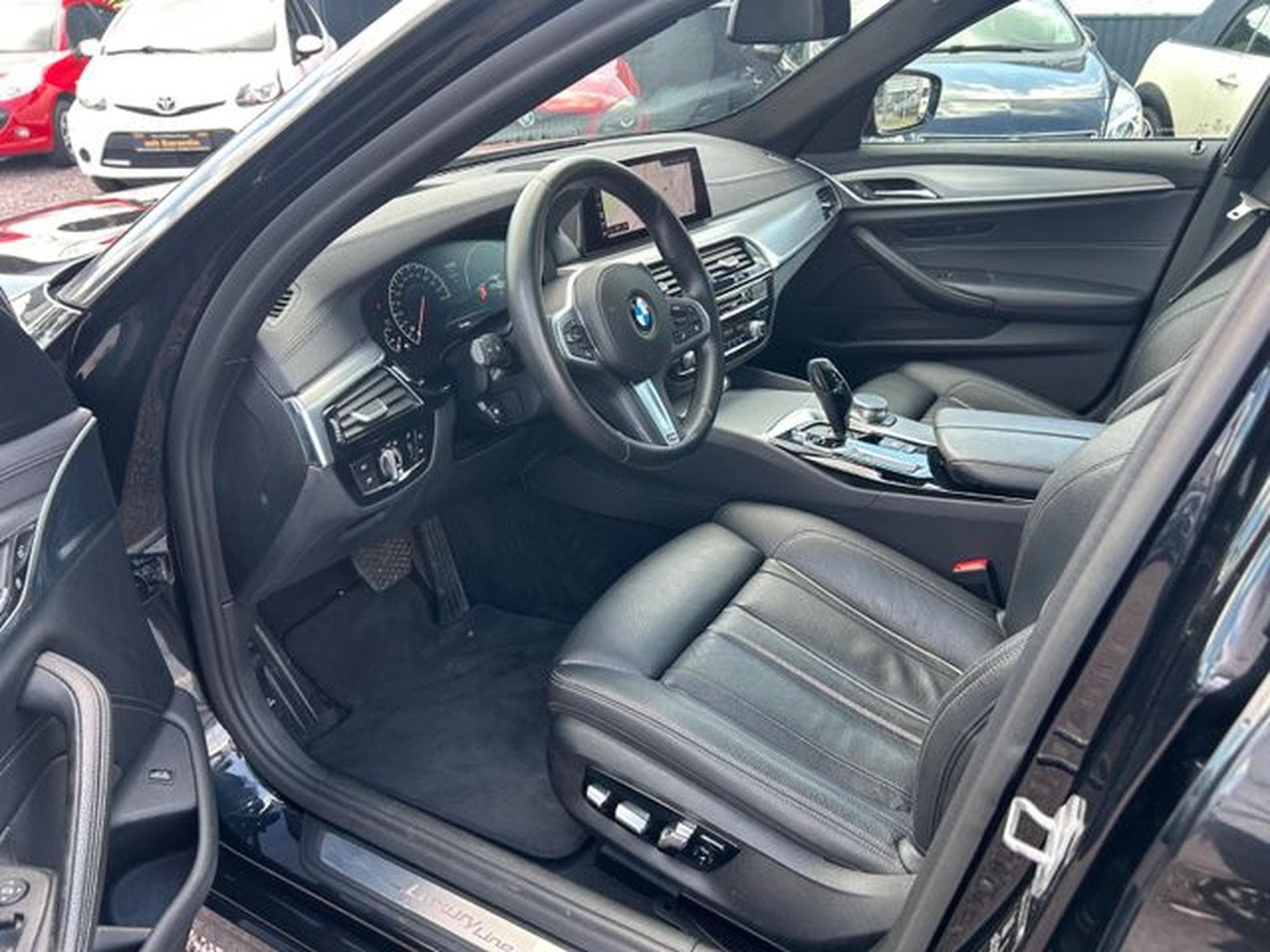 BMW 530 530 d Lim. Luxury Line *M Sport Umbau* (2019) - Foto 7