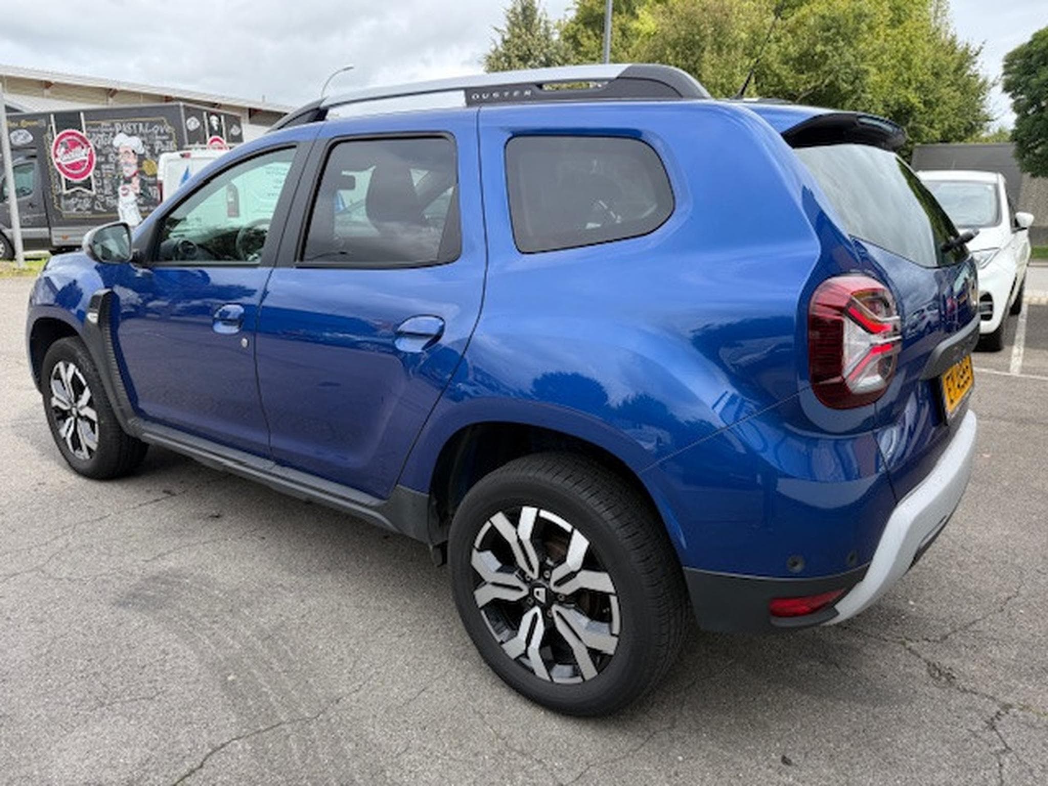 Dacia Duster PRESTIGE 150 EDC (2022) - Foto 2