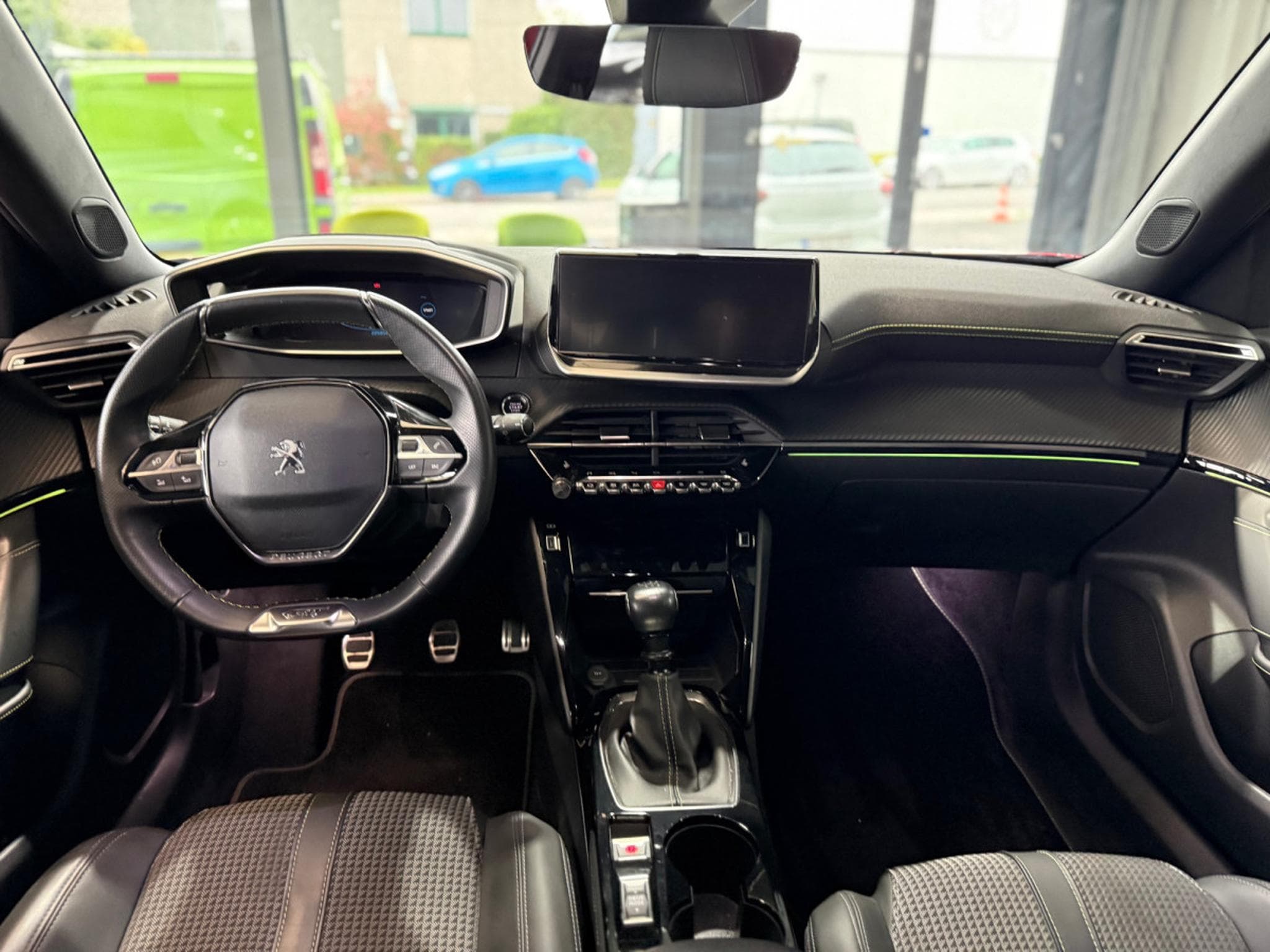 Peugeot 2008 GT (2022) - Photo 7