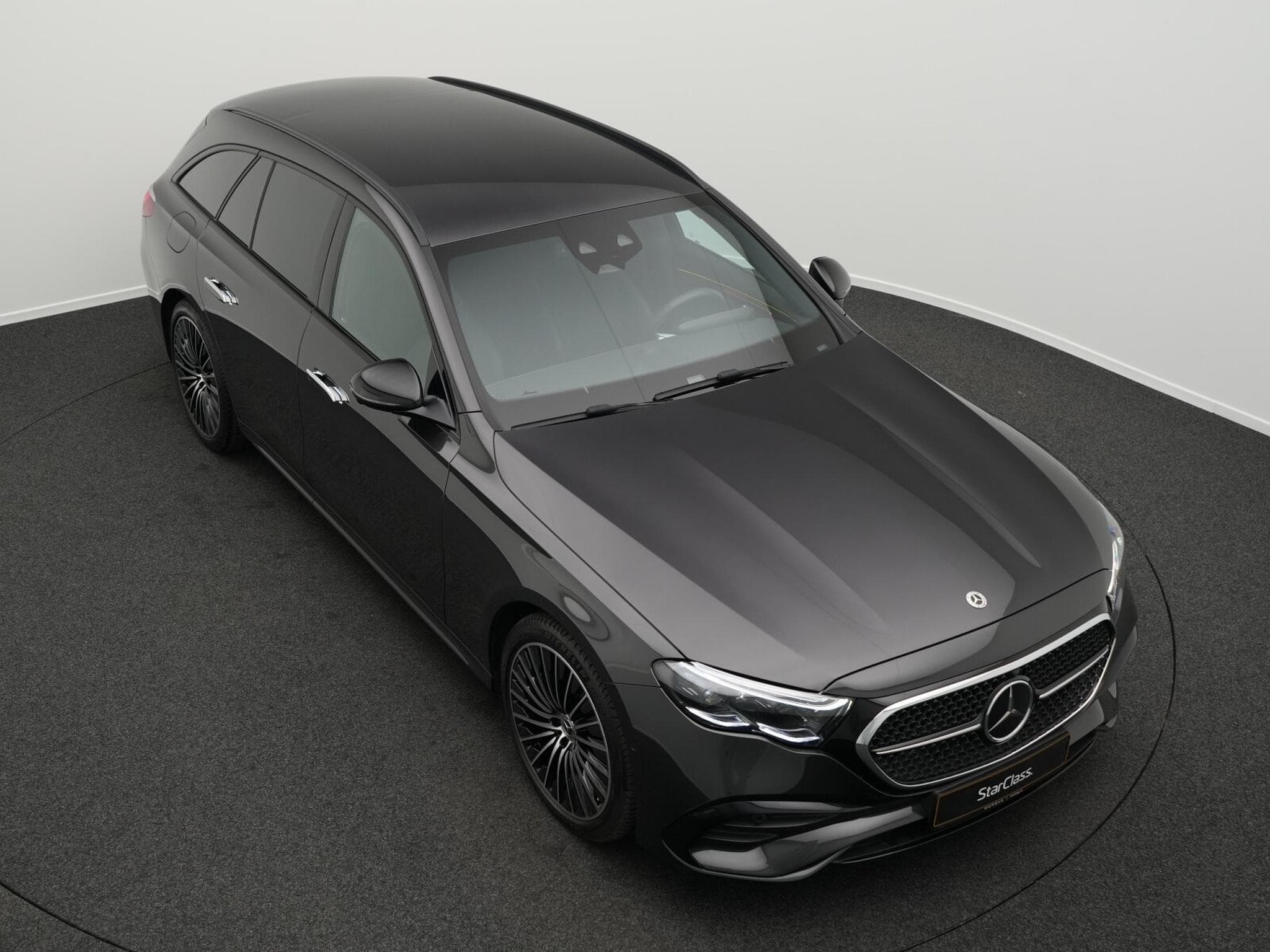 Mercedes E 220 d T-Modell (2024) - Photo 10