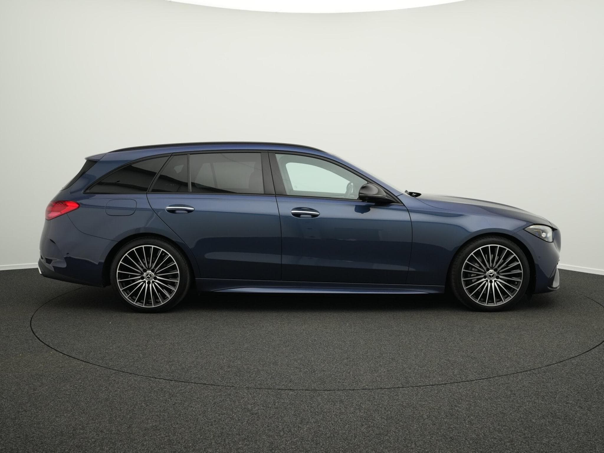 Mercedes C 200 d T-Modell (2025) - Photo 5