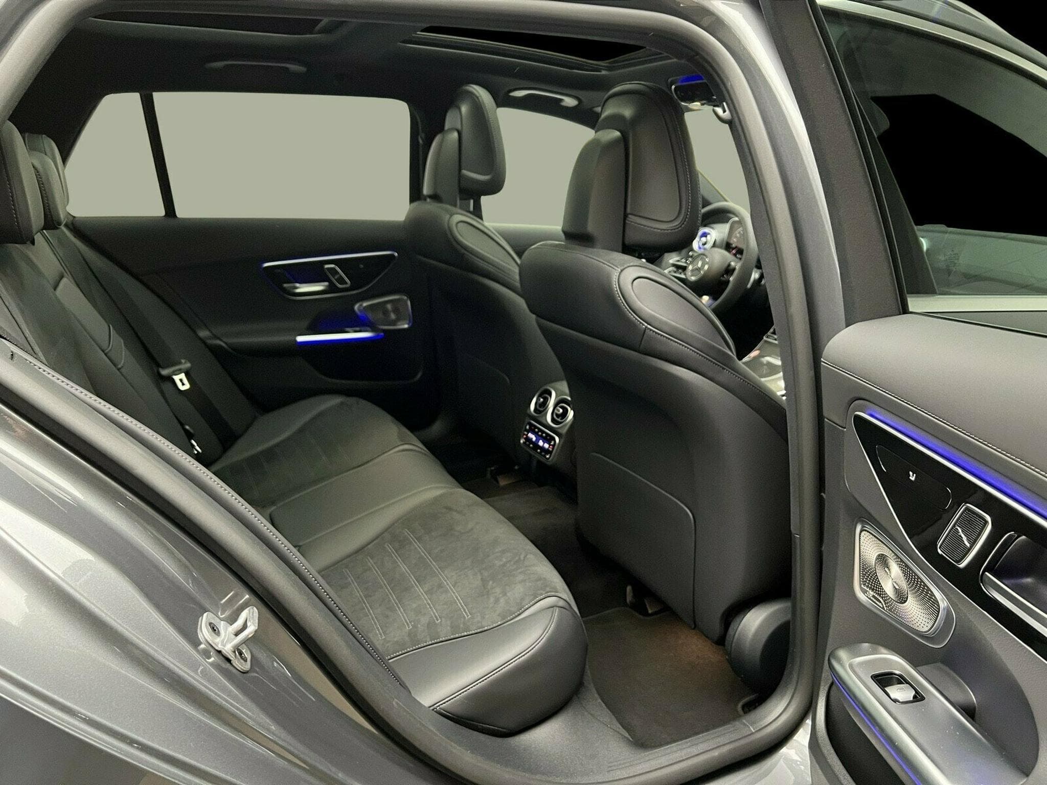 Mercedes C 220 d 4MATIC T-Modell (2025) - Foto 8