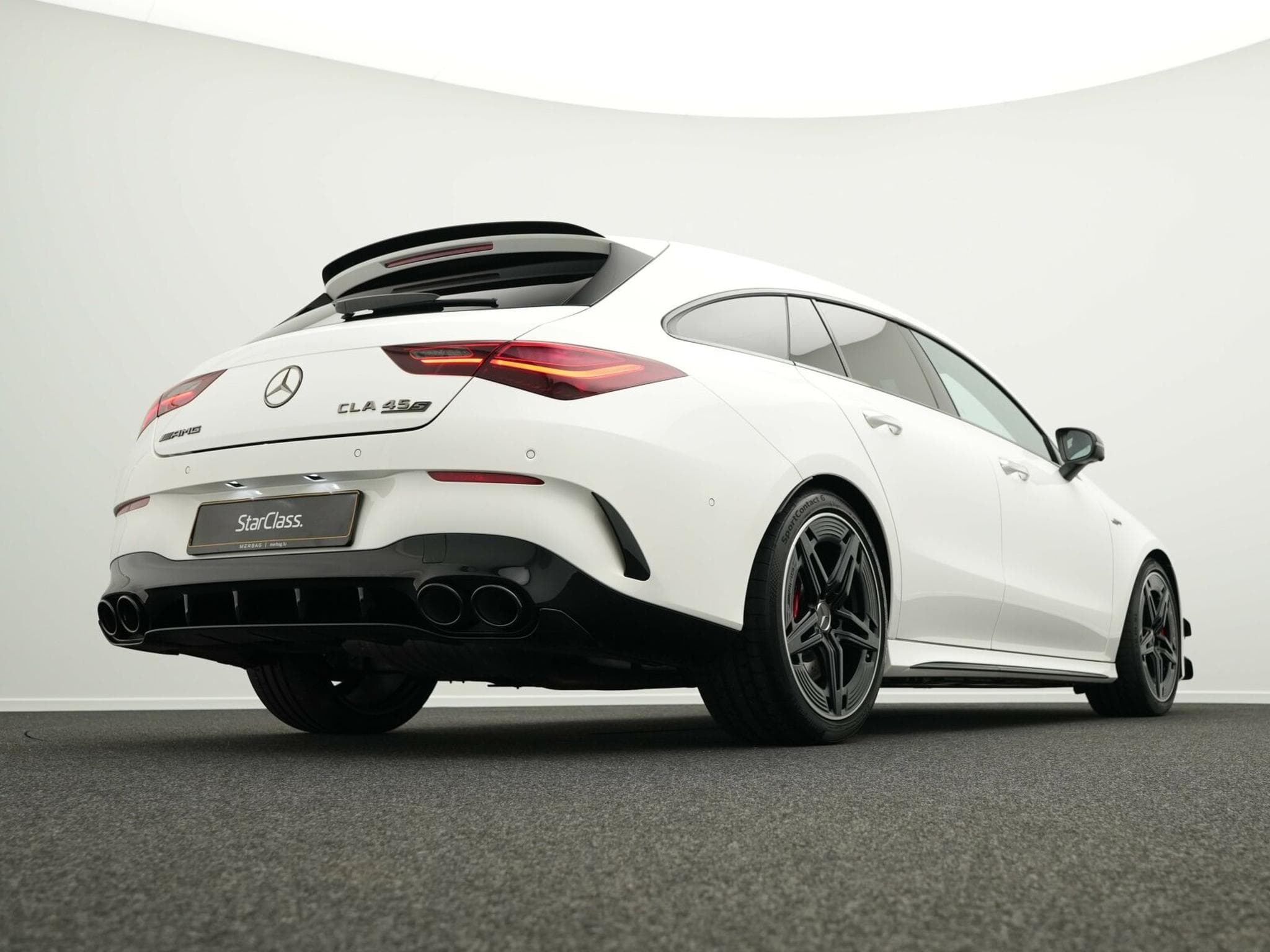 Mercedes CLA 45 AMG S 4MATIC+ Multi+Burm. (2024) - Photo 11