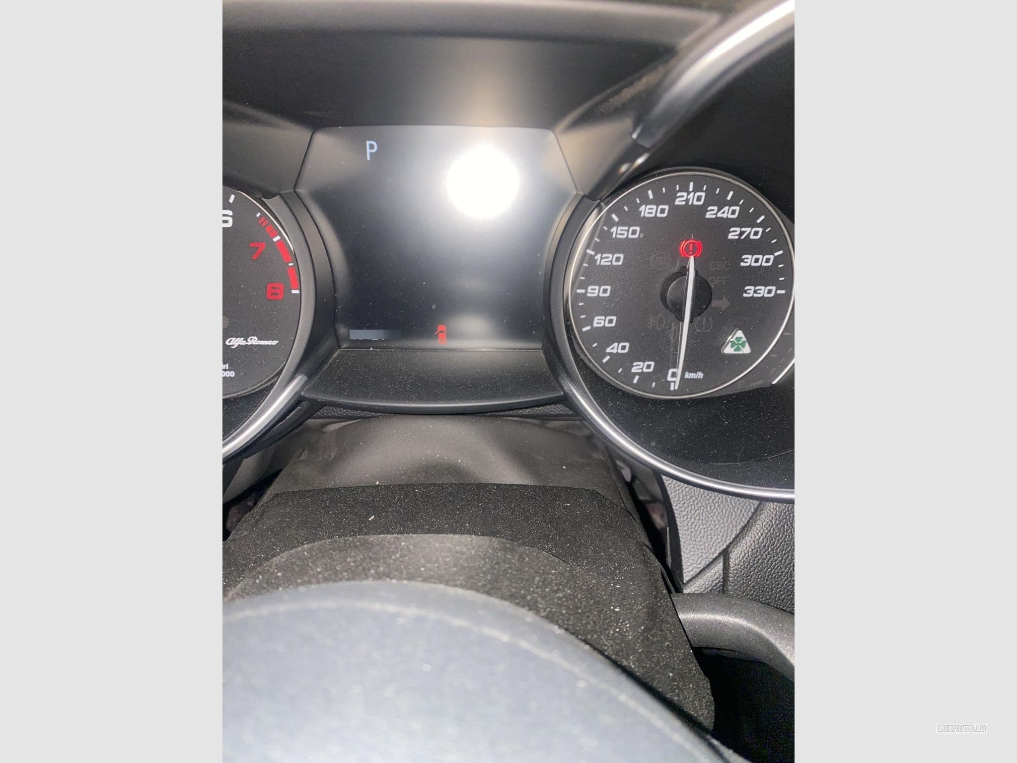 Alfa-Romeo Giulia 2.9 bi turbo 510cv Quadrifoglio (2018) - Foto 11