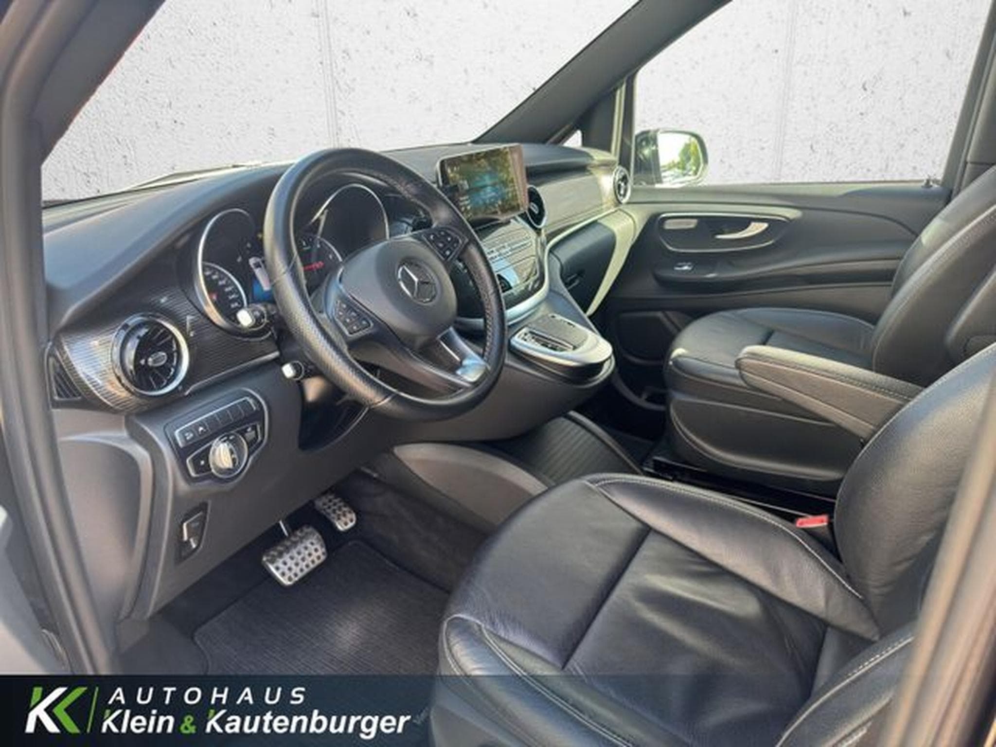 Mercedes V V 250d 4M+LANG+STANDH+KAMERA+AHK+MBUX 7SITZE+TOP (2022) - Foto 11