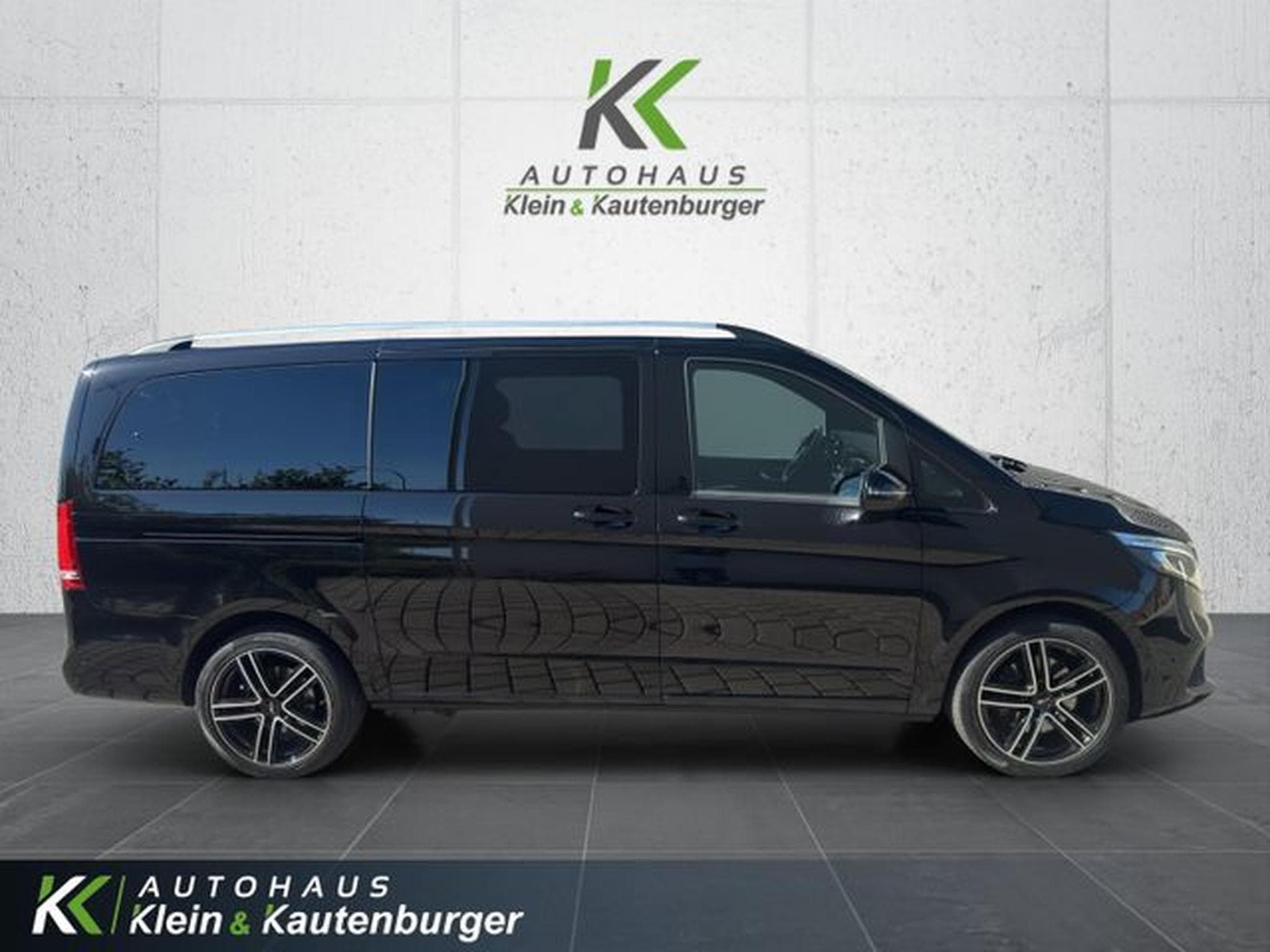 Mercedes V V 250d 4M+LANG+STANDH+KAMERA+AHK+MBUX 7SITZE+TOP (2022) - Foto 4
